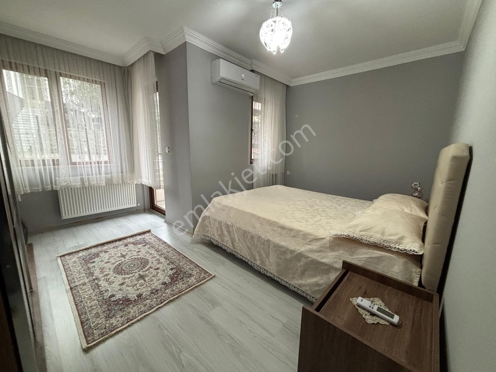 Deha Emlak'tan Eşyalı Kiralık 3+1 Deniz Kenarında Mersinde - Görsel 11