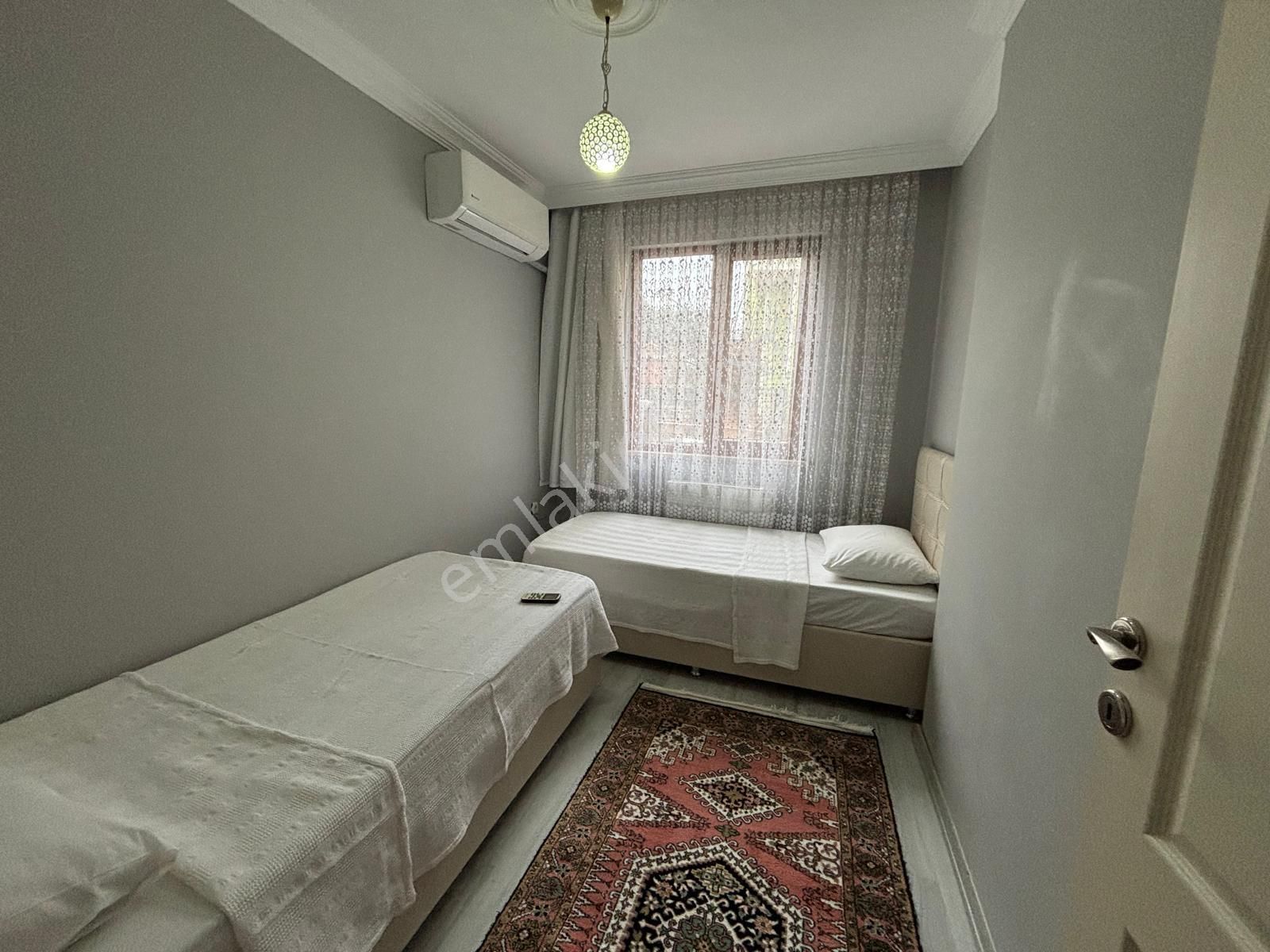 Deha Emlak'tan Eşyalı Kiralık 3+1 Deniz Kenarında Mersinde - Görsel 14