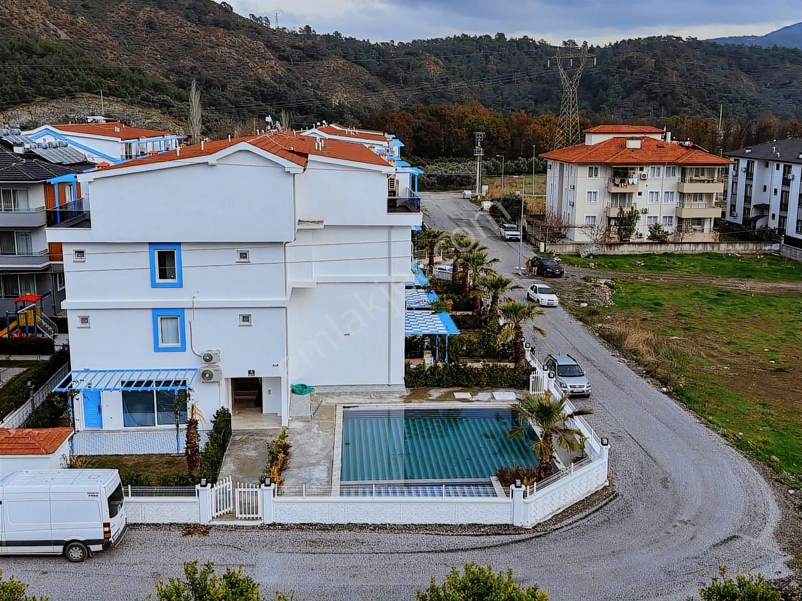 Dalamanda Alaçatı Esintili, Geniş Bahçeli Özel 2+1 Dubleks - Görsel 27