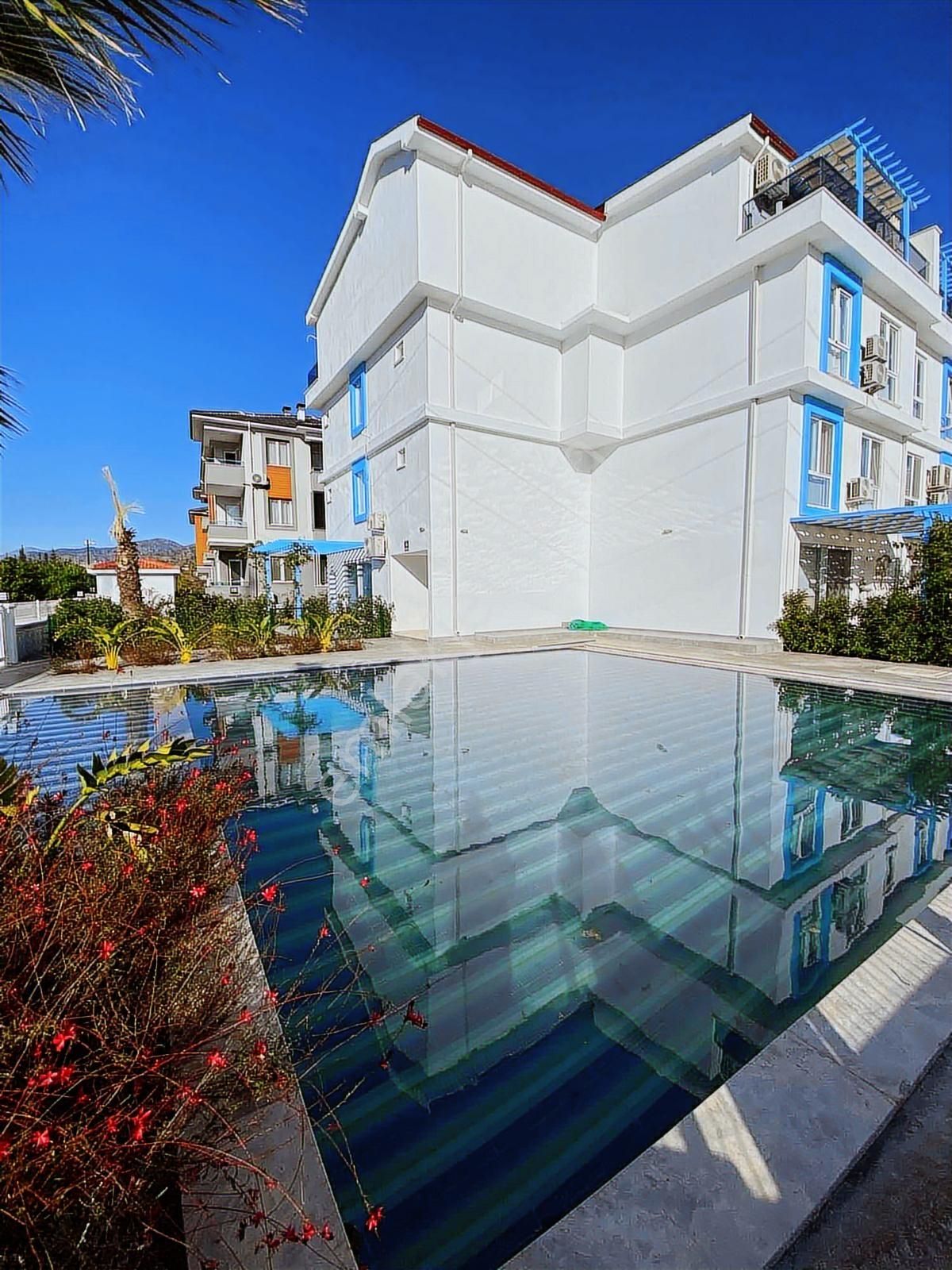 Dalamanda Alaçatı Esintili, Geniş Bahçeli Özel 2+1 Dubleks - Görsel 8