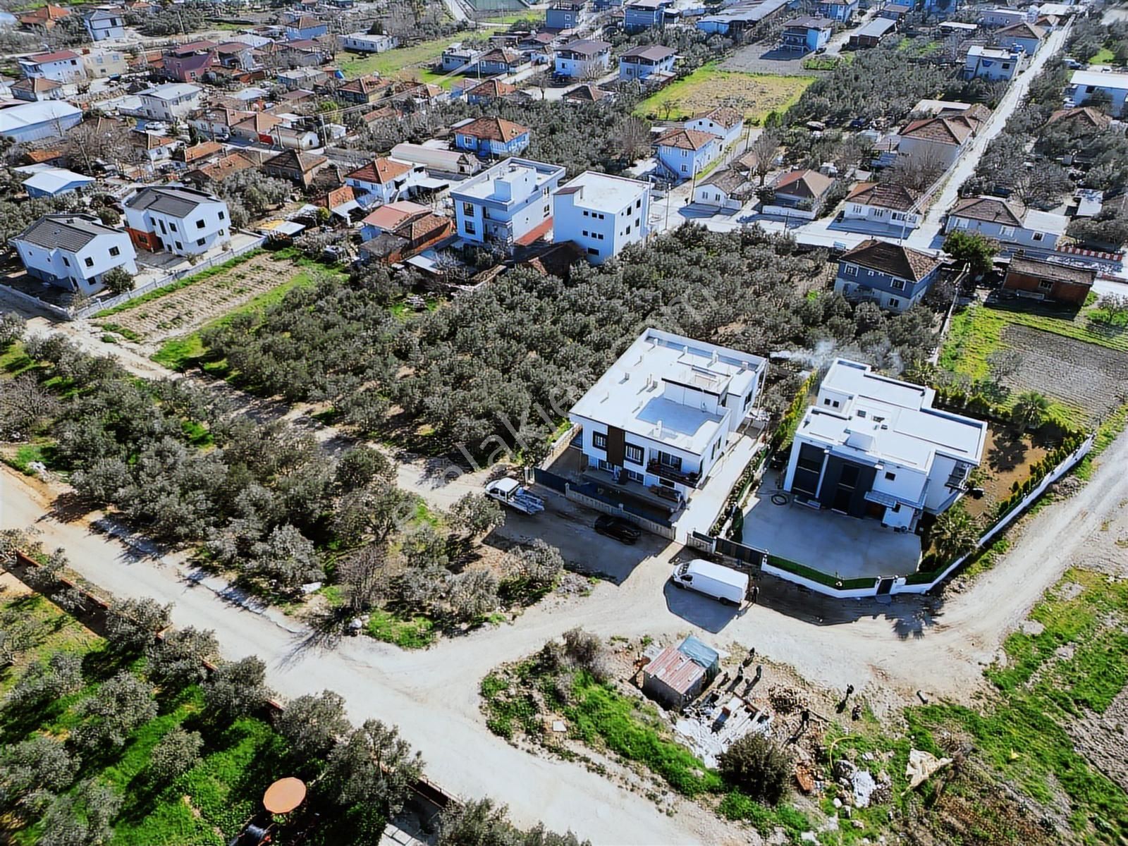 Q'zen Den 2 Kat İmarlı Park Cepheli 558 M2 Arsa - Görsel 12