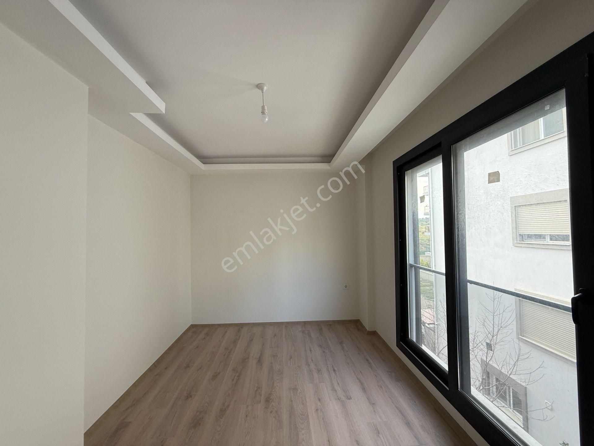 Seferihisar Camikebir’de Önü Açık, Geniş Balkonlu, Vestiyerli Sıfır 1+1 Satılık Daire - Görsel 16