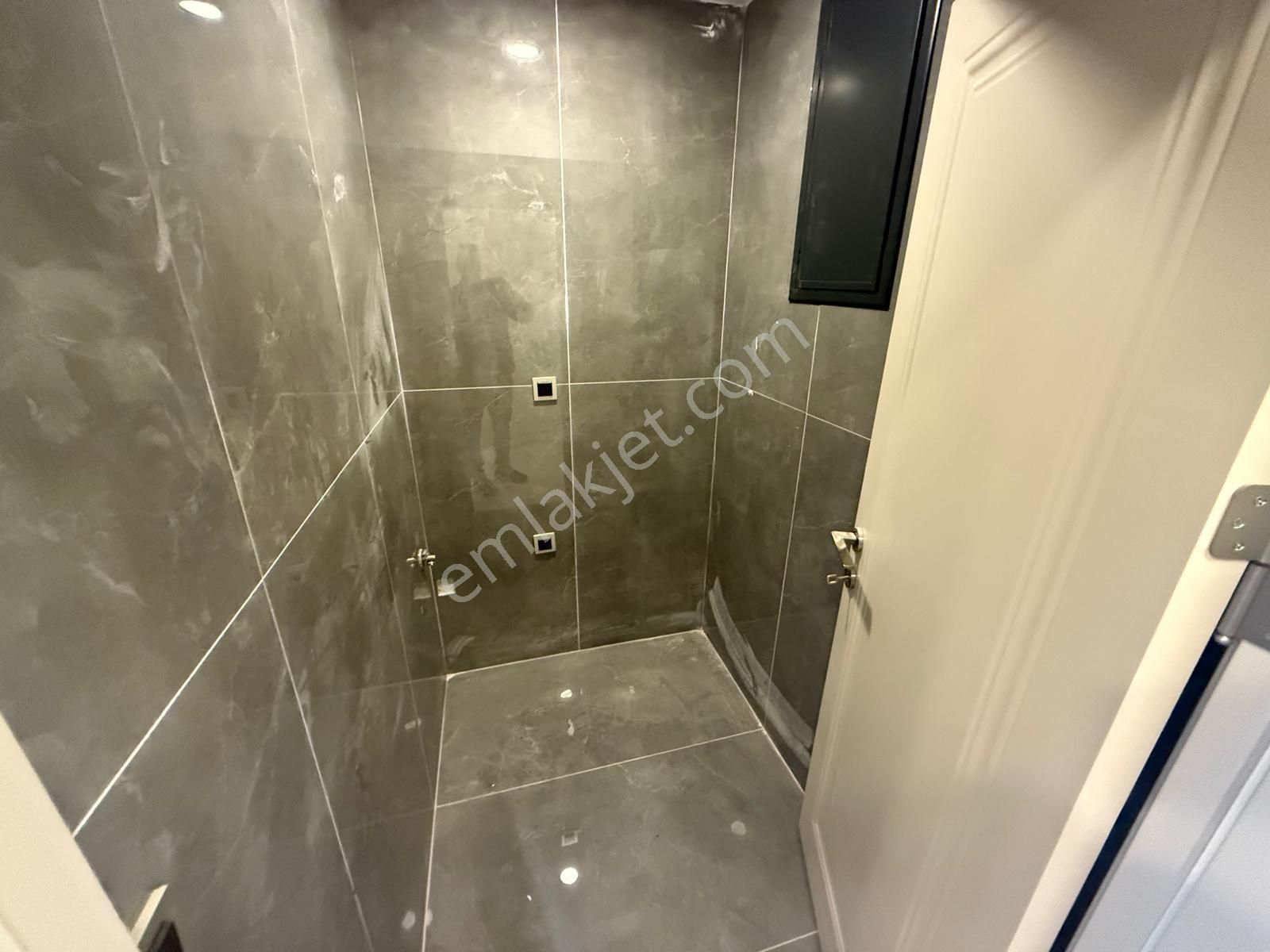 Barış'tan Kapalı Otoparklı Çift Girişli 5+2 Lüks Dubleks Daire - Görsel 33