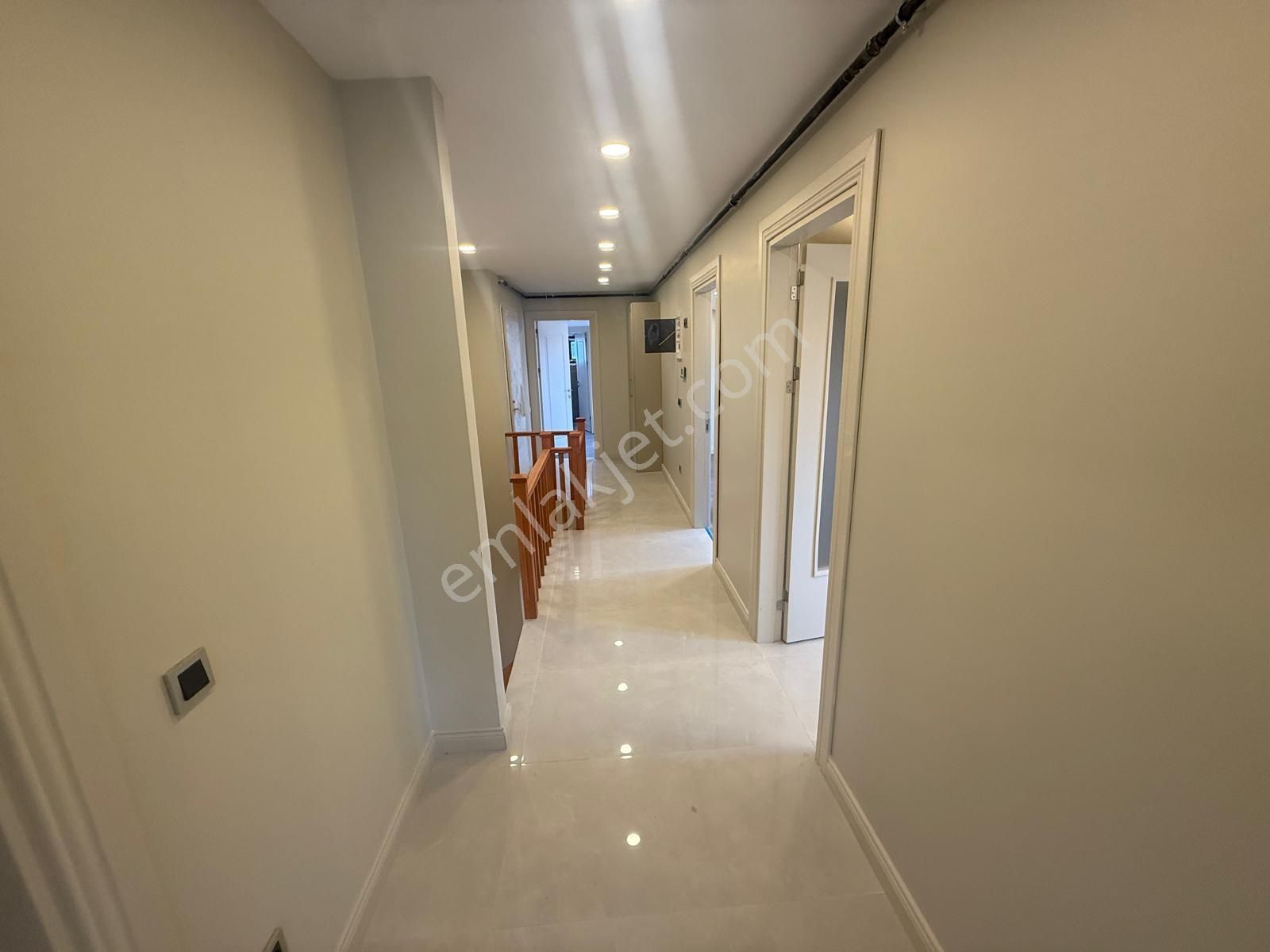 Barış'tan Kapalı Otoparklı Çift Girişli 5+2 Lüks Dubleks Daire - Görsel 16