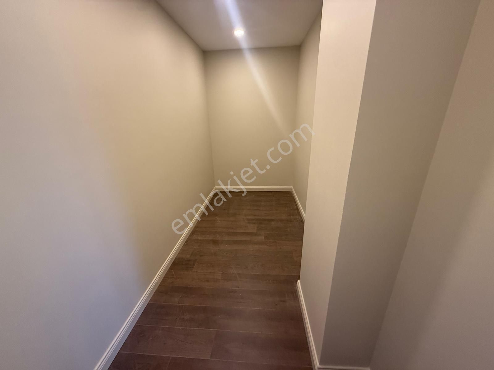 Barış'tan Kapalı Otoparklı Çift Girişli 5+2 Lüks Dubleks Daire - Görsel 7