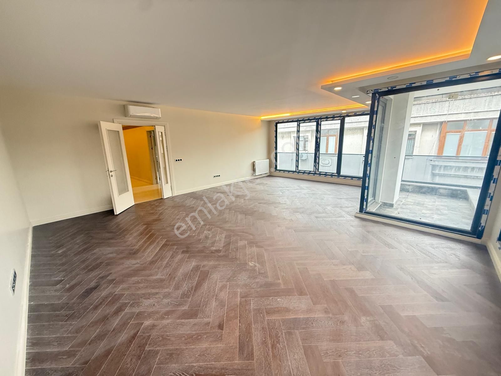 Barış'tan Kapalı Otoparklı Çift Girişli 5+2 Lüks Dubleks Daire - Görsel 6