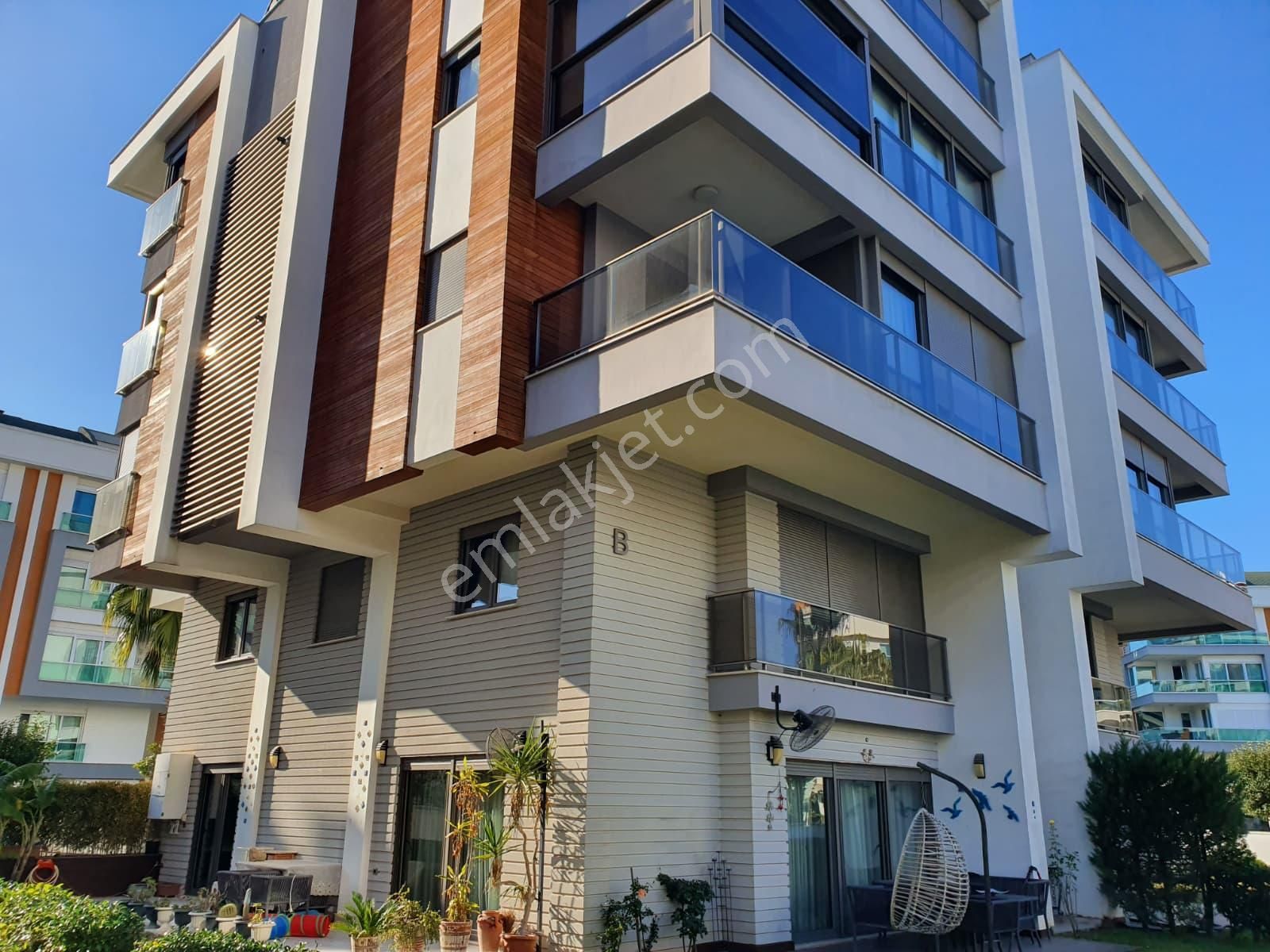 Mollayusuf'un En Gözde Sitesinde Arakat 3+1 Ultra Lüks Satılık Daire - Görsel 15