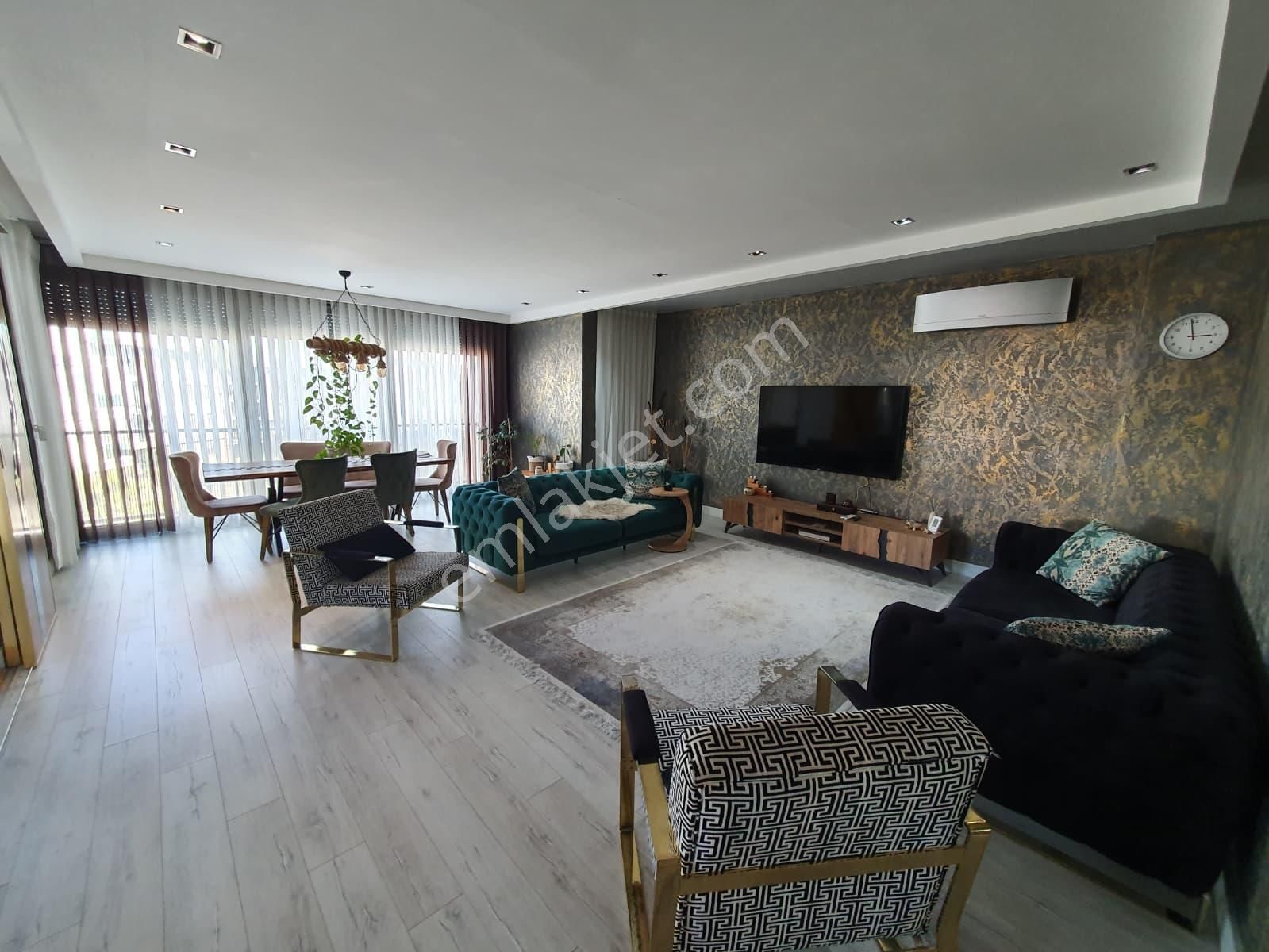 Mollayusuf'un En Gözde Sitesinde Arakat 3+1 Ultra Lüks Satılık Daire