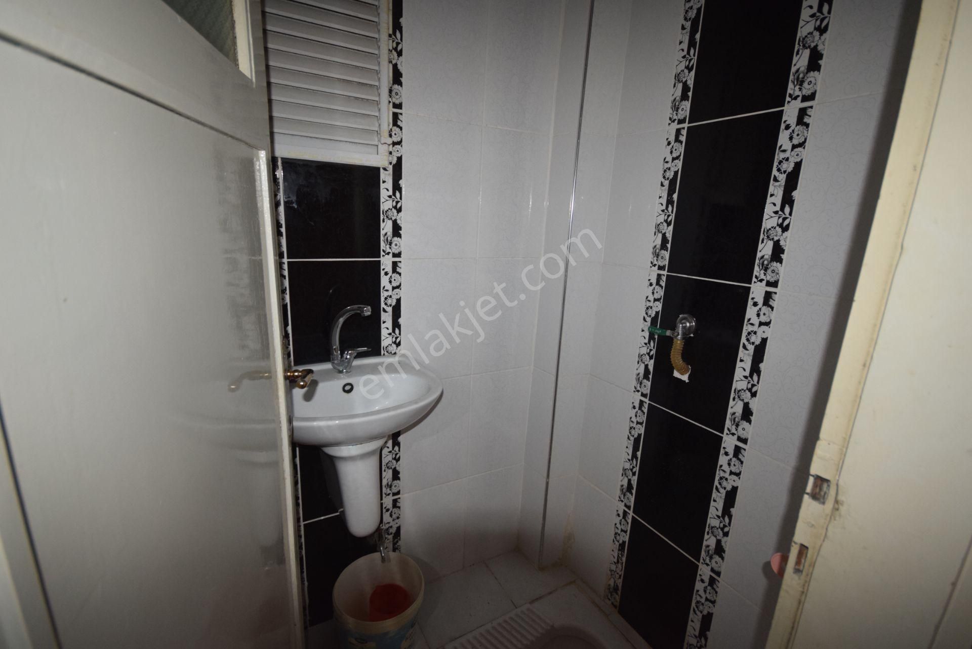 İlk-ev'den Dikmen Caddesine Çetin Emeç Bulvarına Yakın Arakatta 3+1 2 Odası Bağımlı Kombili - Görsel 13