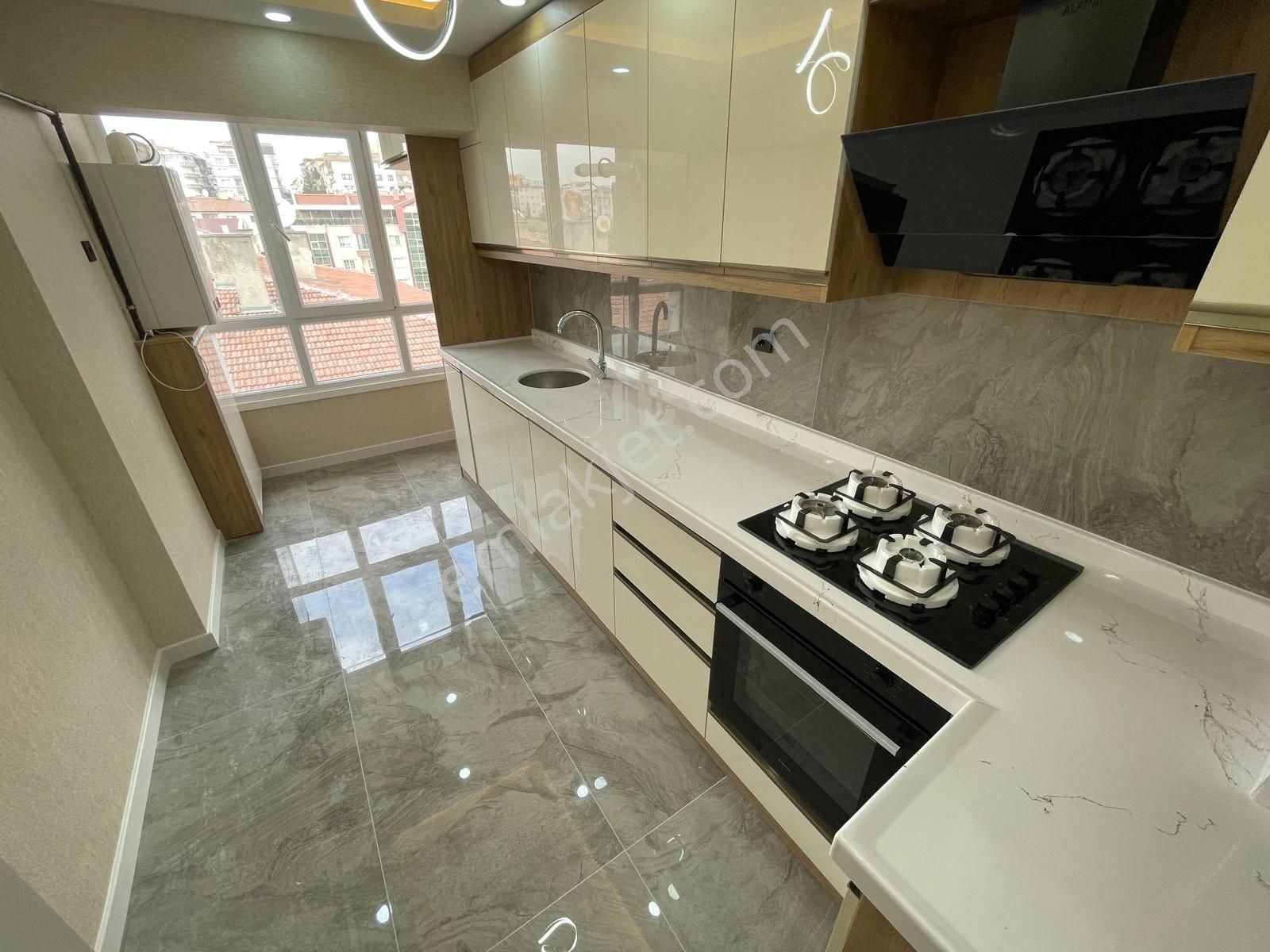 Süvari'de Cadde Yakını Merkezi Konum Full Yapılı 3+1 Lüx Daire - Görsel 5