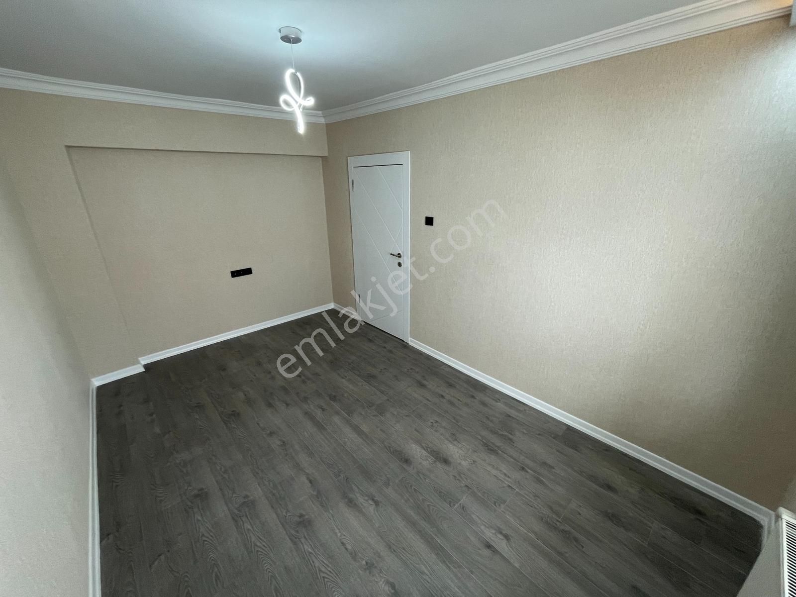 Süvari'de Cadde Yakını Merkezi Konum Full Yapılı 3+1 Lüx Daire - Görsel 3