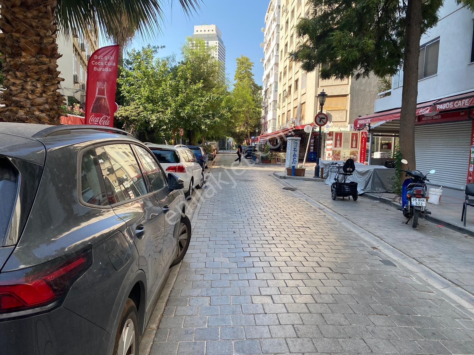 Alsancah Amerikan Kültürünyanı Otoparklı - Görsel 16