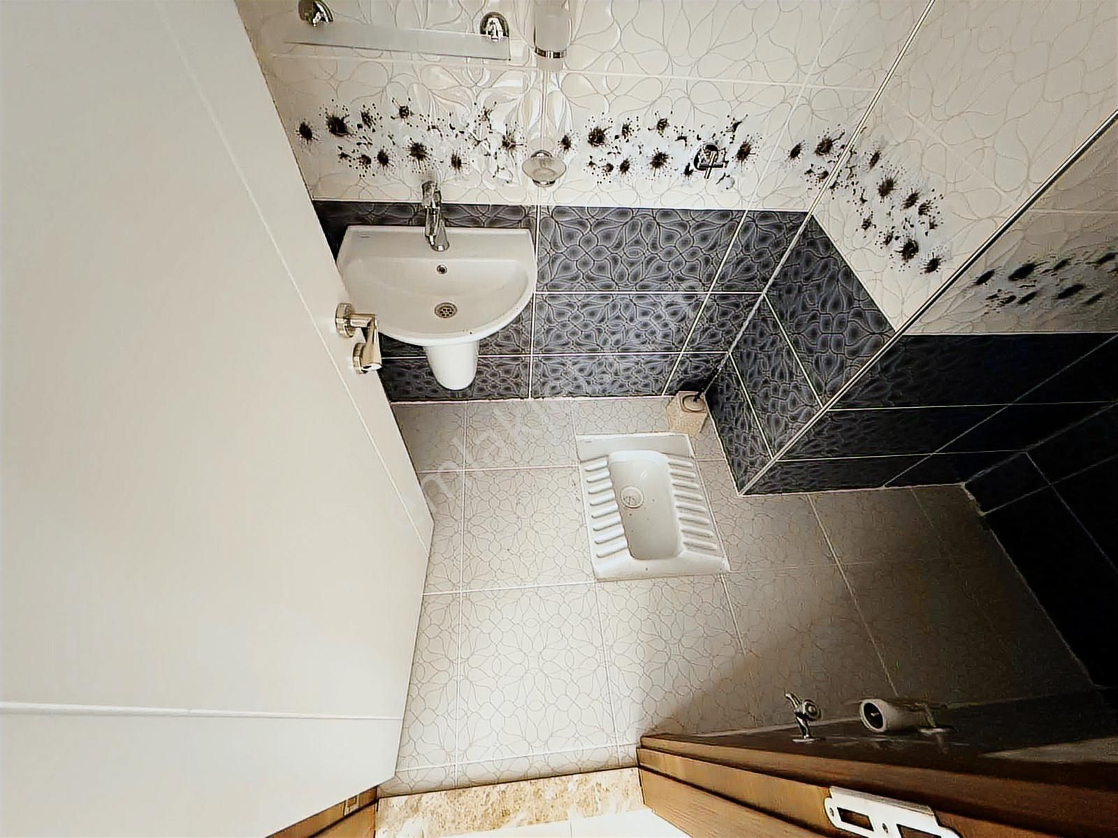 Sinan Efendi Emlak'dan Ünsal Mah Kiralık 3+1 135 M2siteiçi Daire - Görsel 33