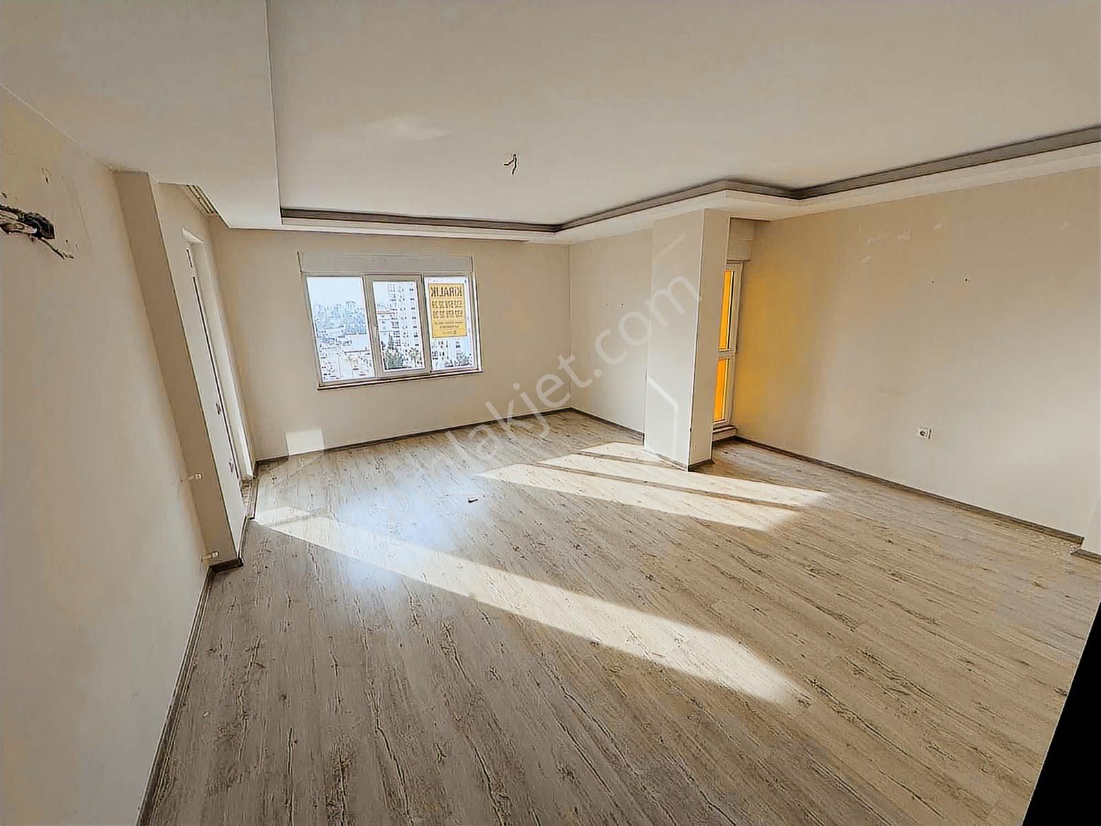 Sinan Efendi Emlak'dan Ünsal Mah Kiralık 3+1 135 M2siteiçi Daire - Görsel 8