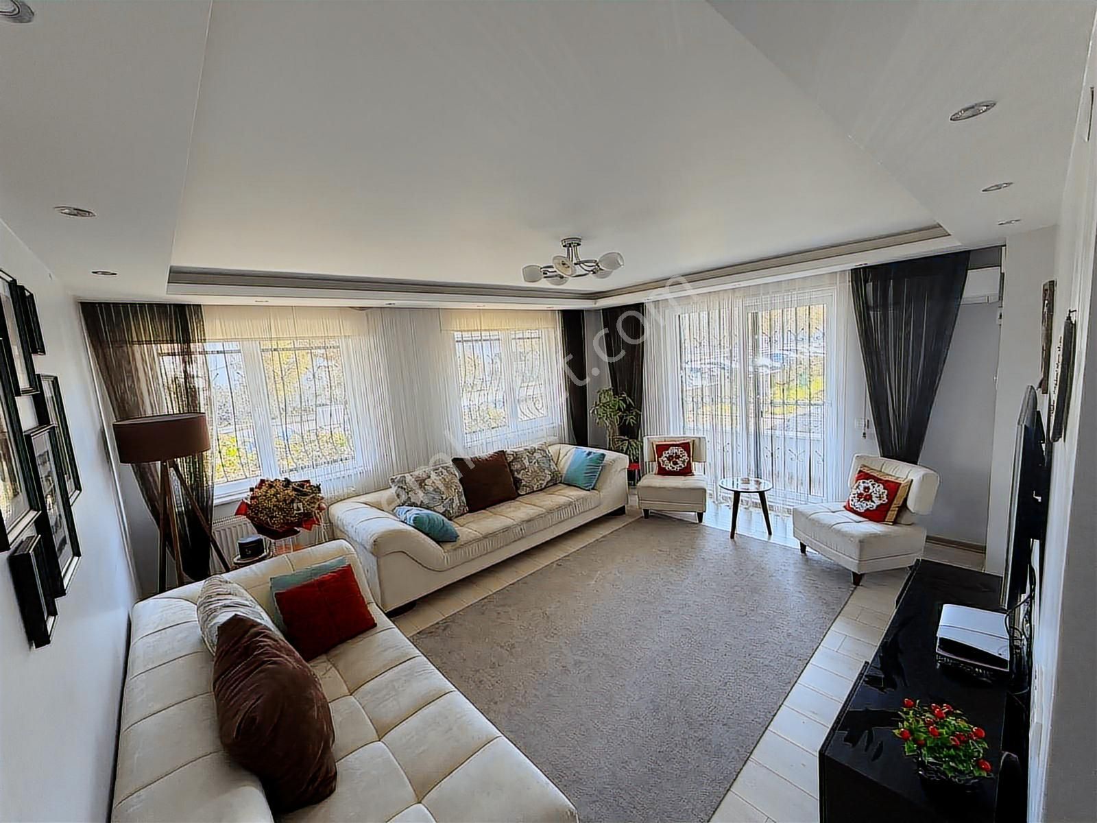 Zenith Real Estate Hasan Basri Çantay Mh.'de Satılık 120 M2 3+1 - Görsel 19