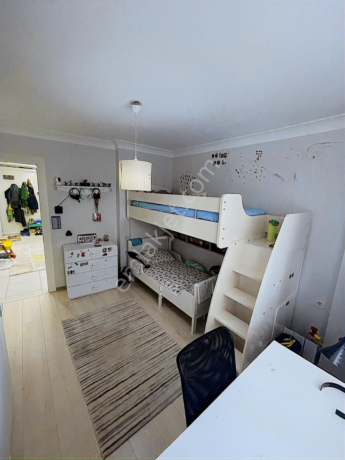 Zenith Real Estate Hasan Basri Çantay Mh.'de Satılık 120 M2 3+1 - Görsel 28