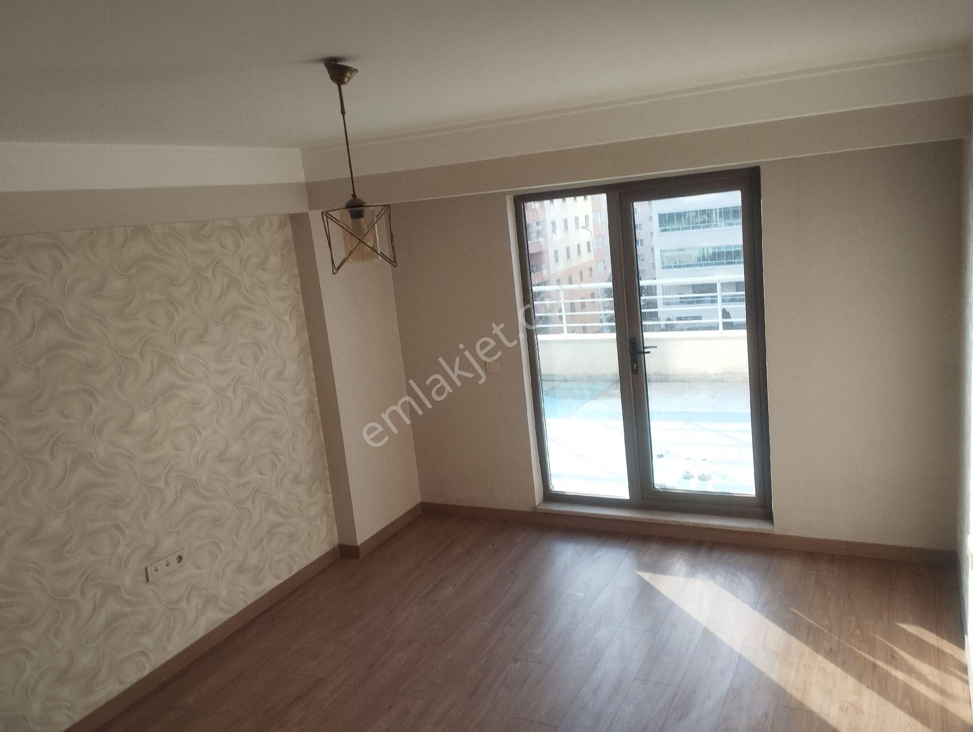 Sahibinden Teraslı Lüks Daire - Görsel 9