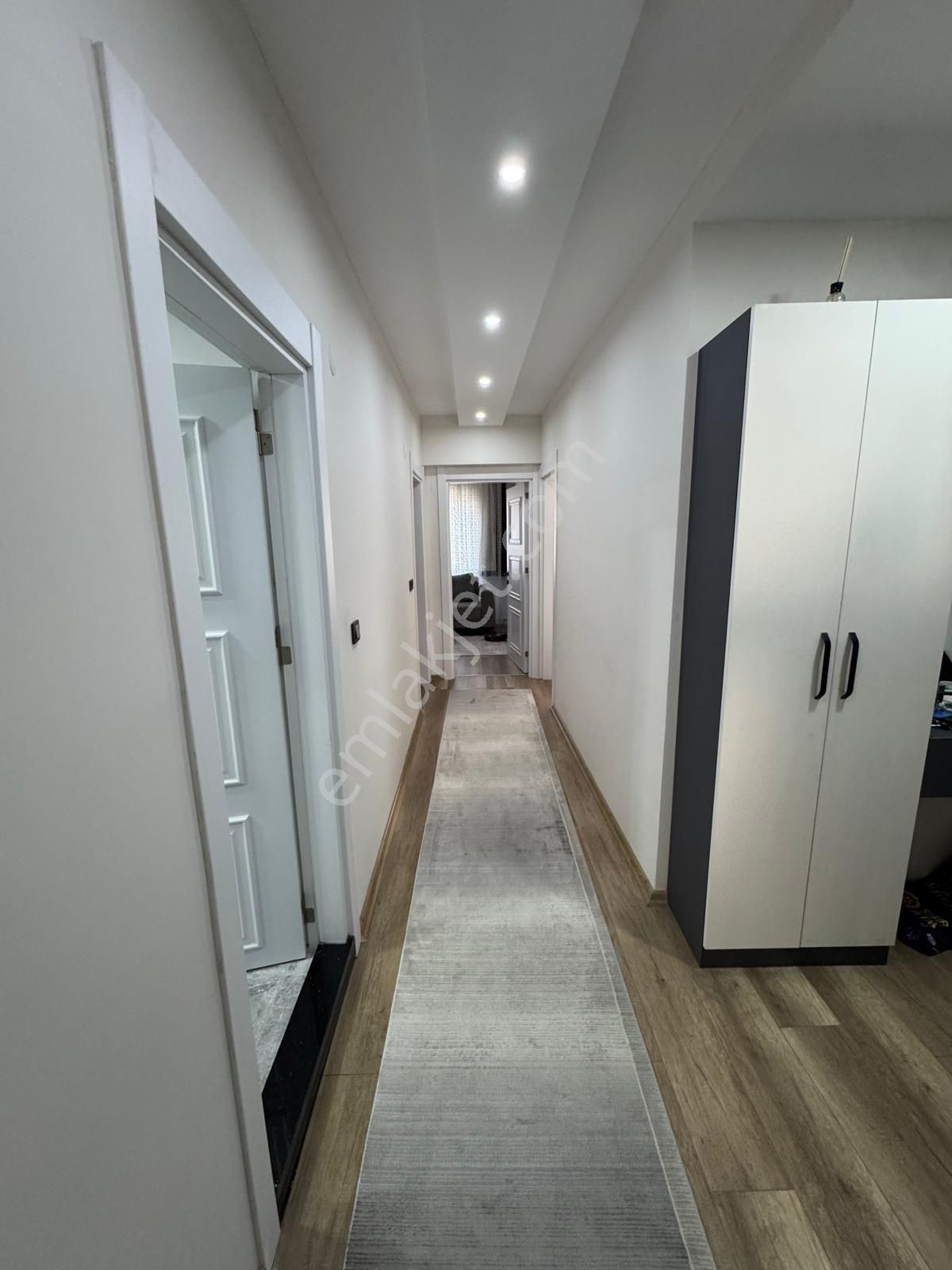 Doğru Gayrimenkulden Aydoğdu Mahallesinde 3+1 Doğalgazlı 1 Yıllık Daire - Görsel 4