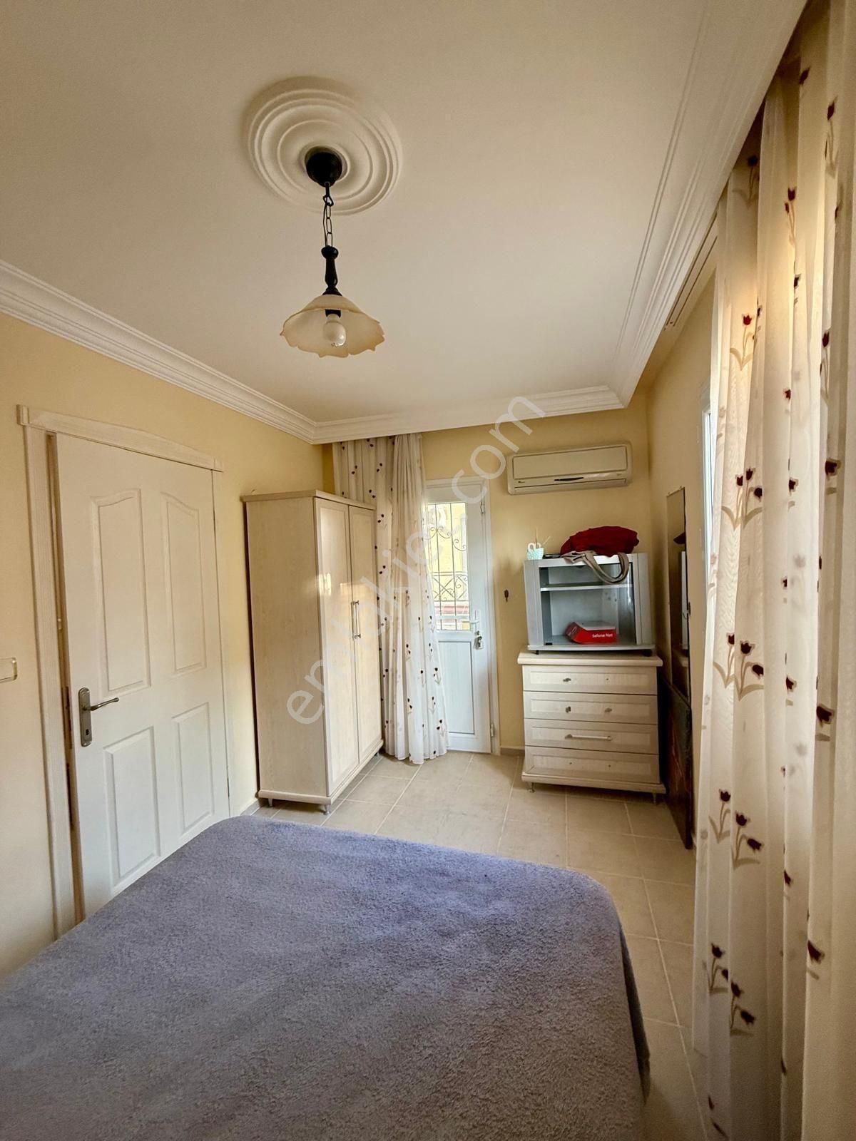 Yavansu Da Havuzlu Site De Satılık 3+1 Triplex Villa !! - Görsel 12