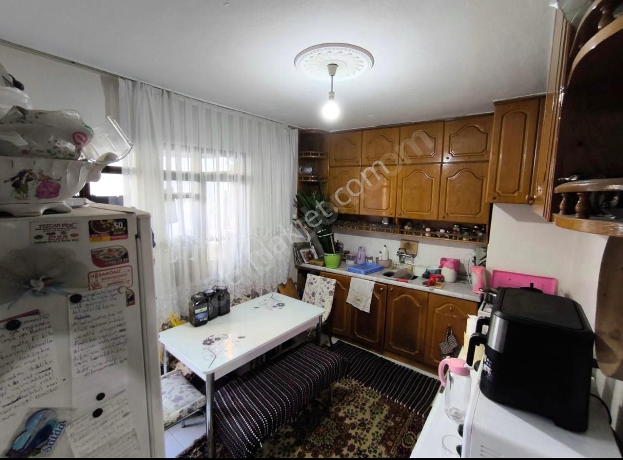 Acil Buca Fırat Mahde 2+1 75m2 D.gazlı Ayrı Mutfak Arakat Klasik Daire - Görsel 4