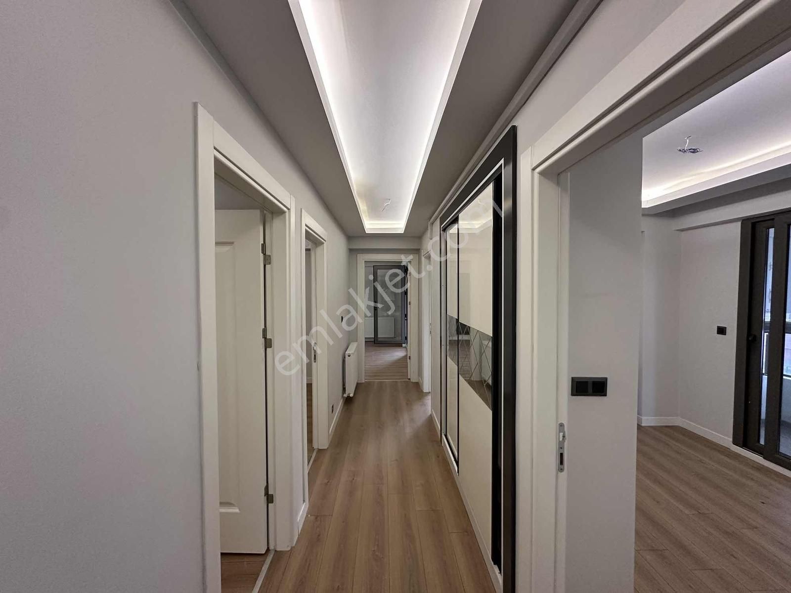 Uygan'dan Muratbey Mah. 3+1 145m² İzban Dibi Ultra Lüx Arakat - Görsel 6