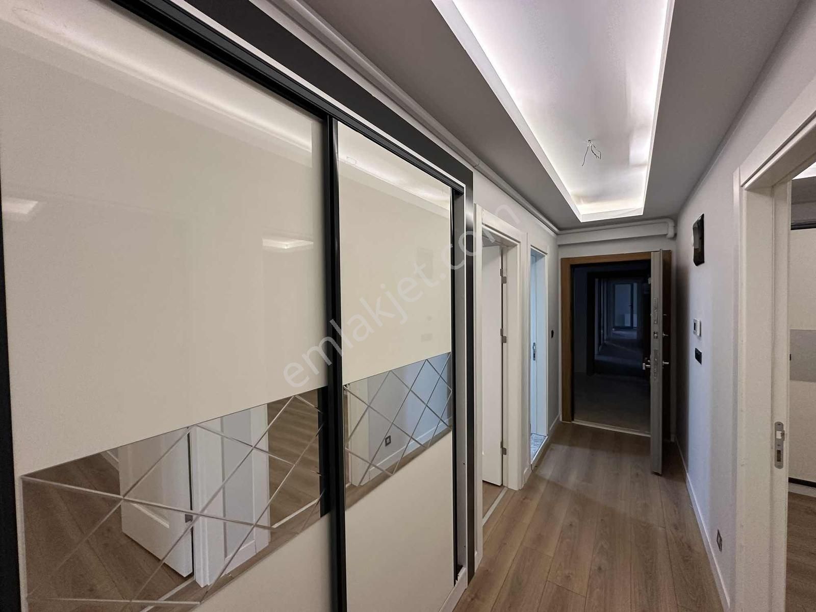 Uygan'dan Muratbey Mah. 3+1 145m² İzban Dibi Ultra Lüx Arakat - Görsel 7