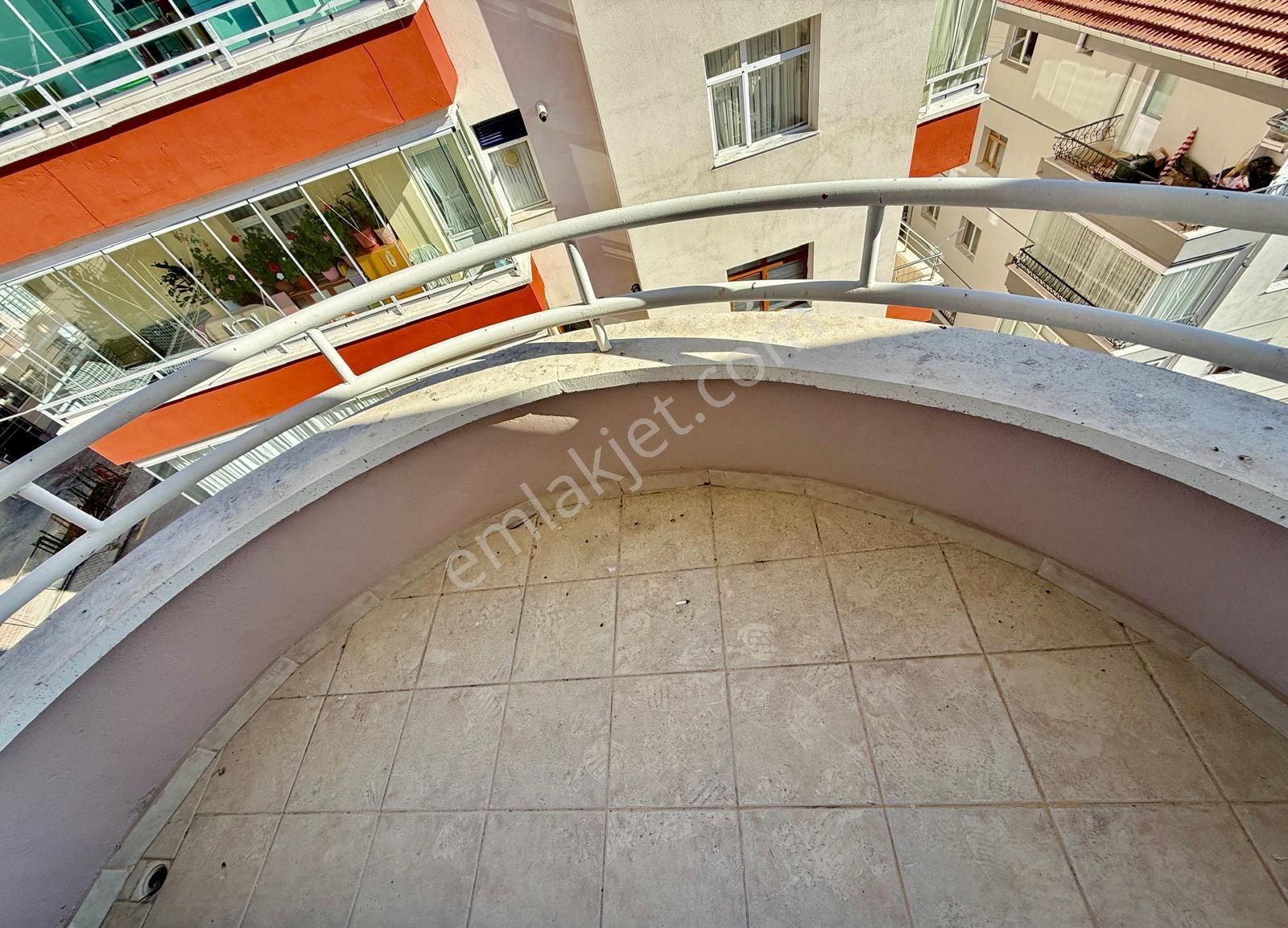 Kalecik Emlak'tan Fatih Mahallesin'de 125m² 3 Balkonlu Önü Açık 3+1 - Görsel 21