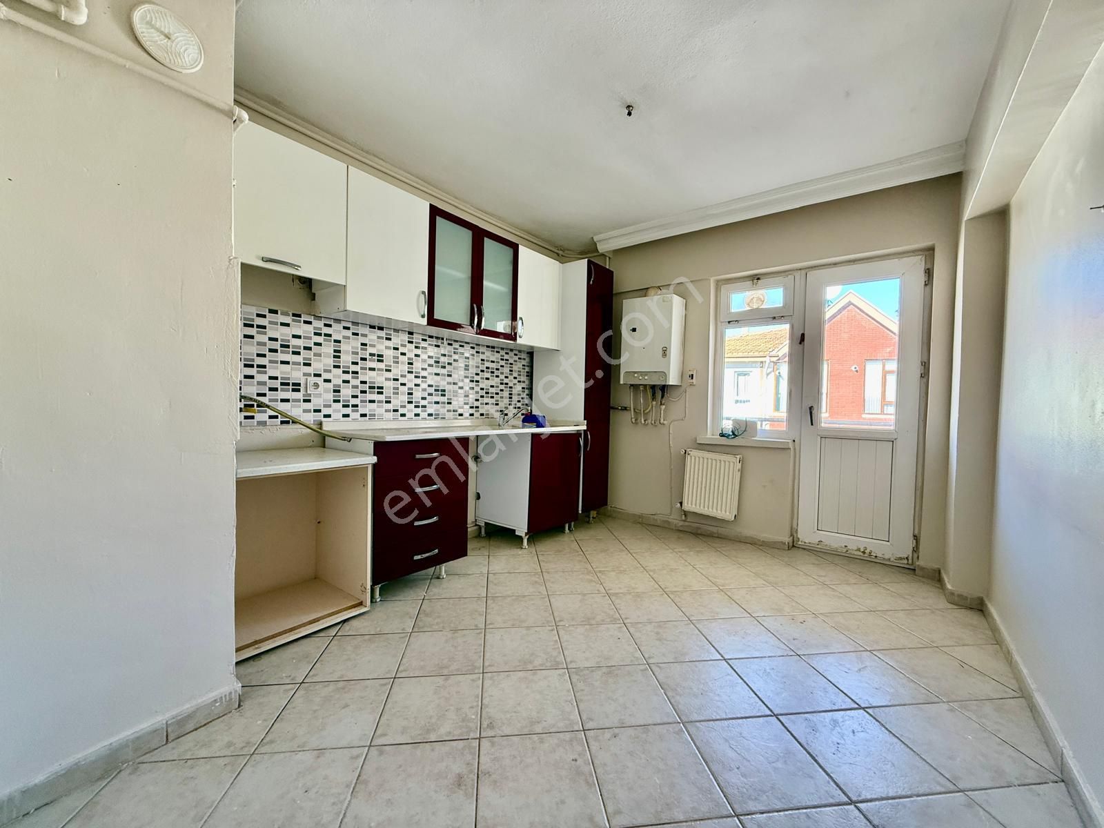 Kalecik Emlak'tan Fatih Mahallesin'de 125m² 3 Balkonlu Önü Açık 3+1 - Görsel 4