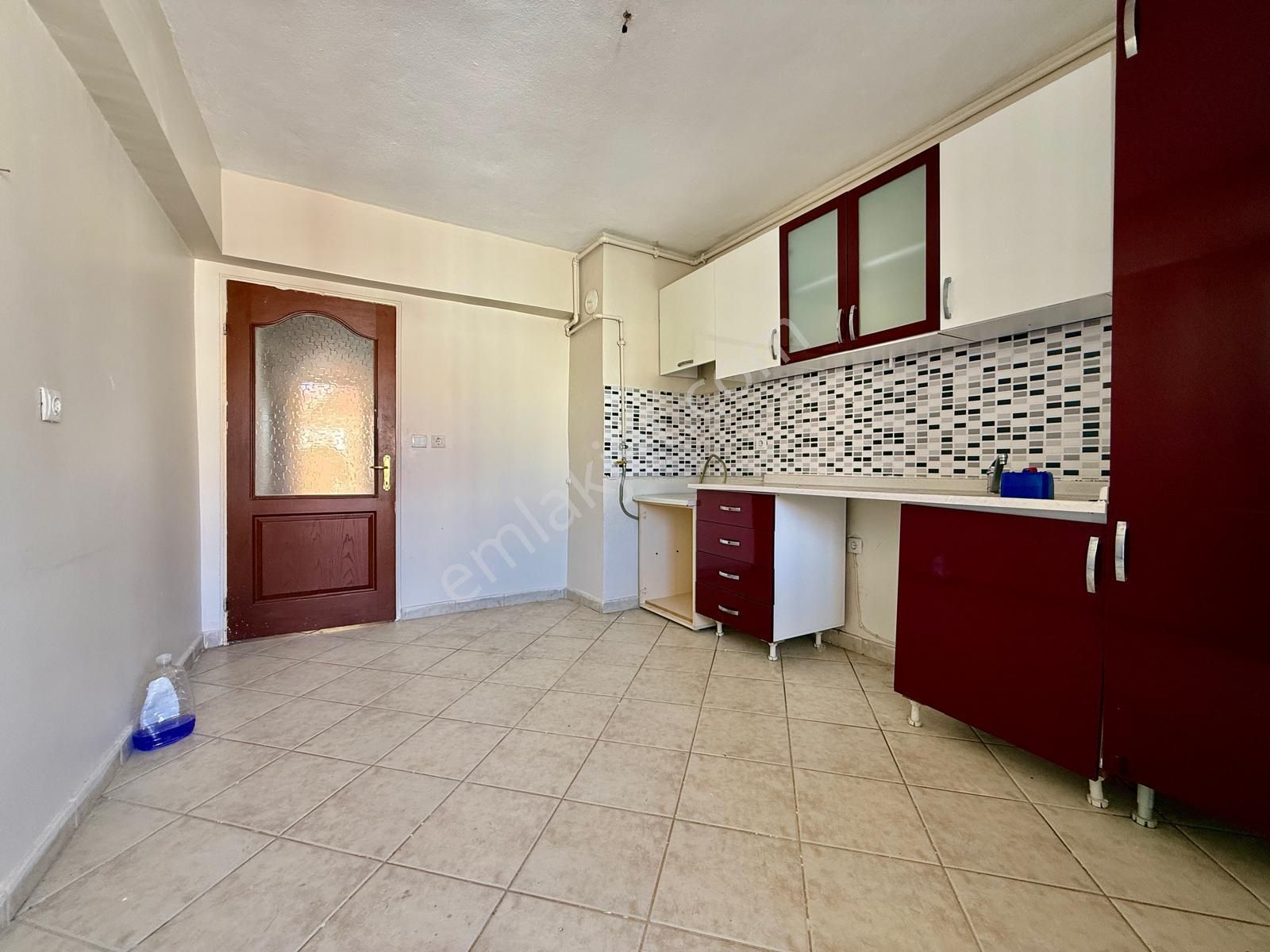 Kalecik Emlak'tan Fatih Mahallesin'de 125m² 3 Balkonlu Önü Açık 3+1 - Görsel 3
