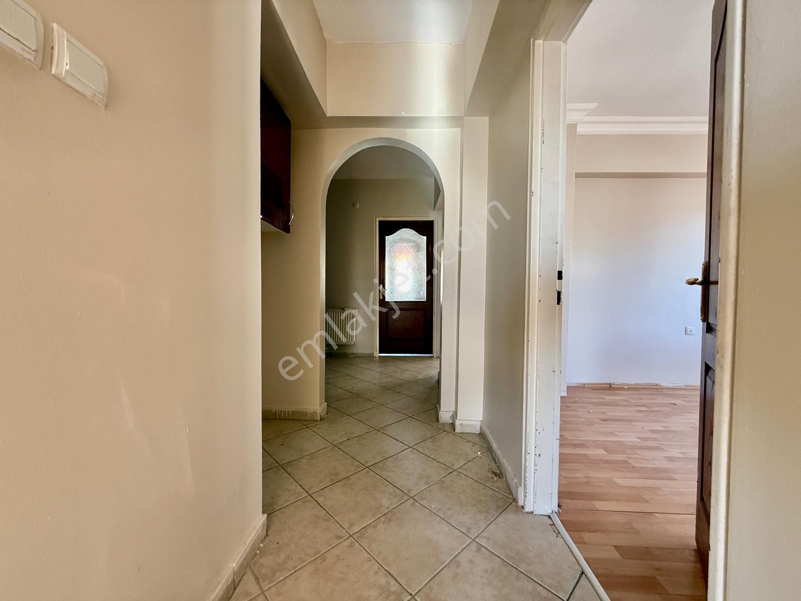 Kalecik Emlak'tan Fatih Mahallesin'de 125m² 3 Balkonlu Önü Açık 3+1 - Görsel 14