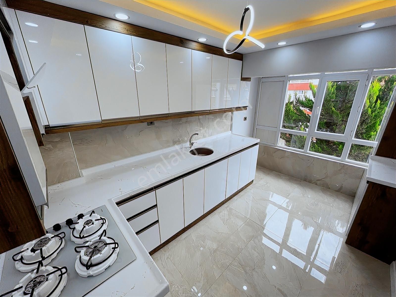 30 Ağustos Mah. Full Yapılı Arakat Ön Cephe Lüx 3+1 Daire - Görsel 2