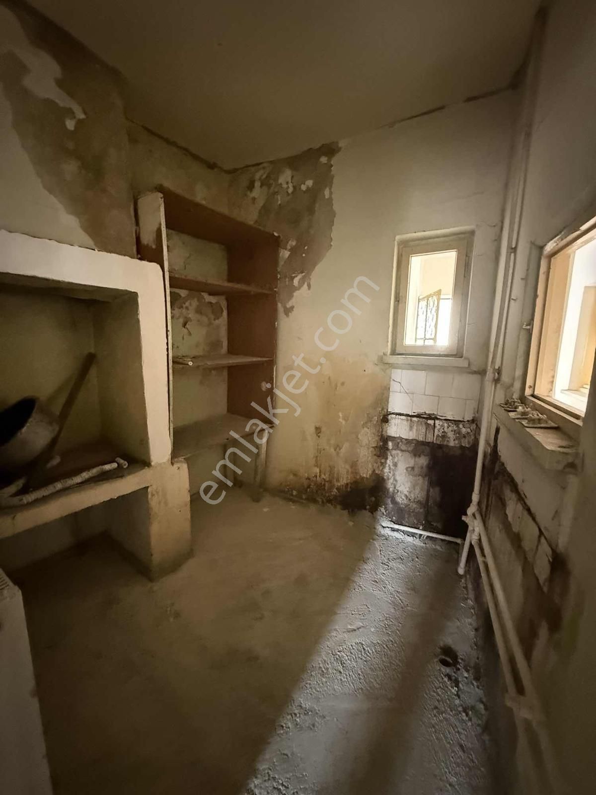 Burmalı Mahallesin De Satılık İki Katlı Müstakil Ev - Görsel 25