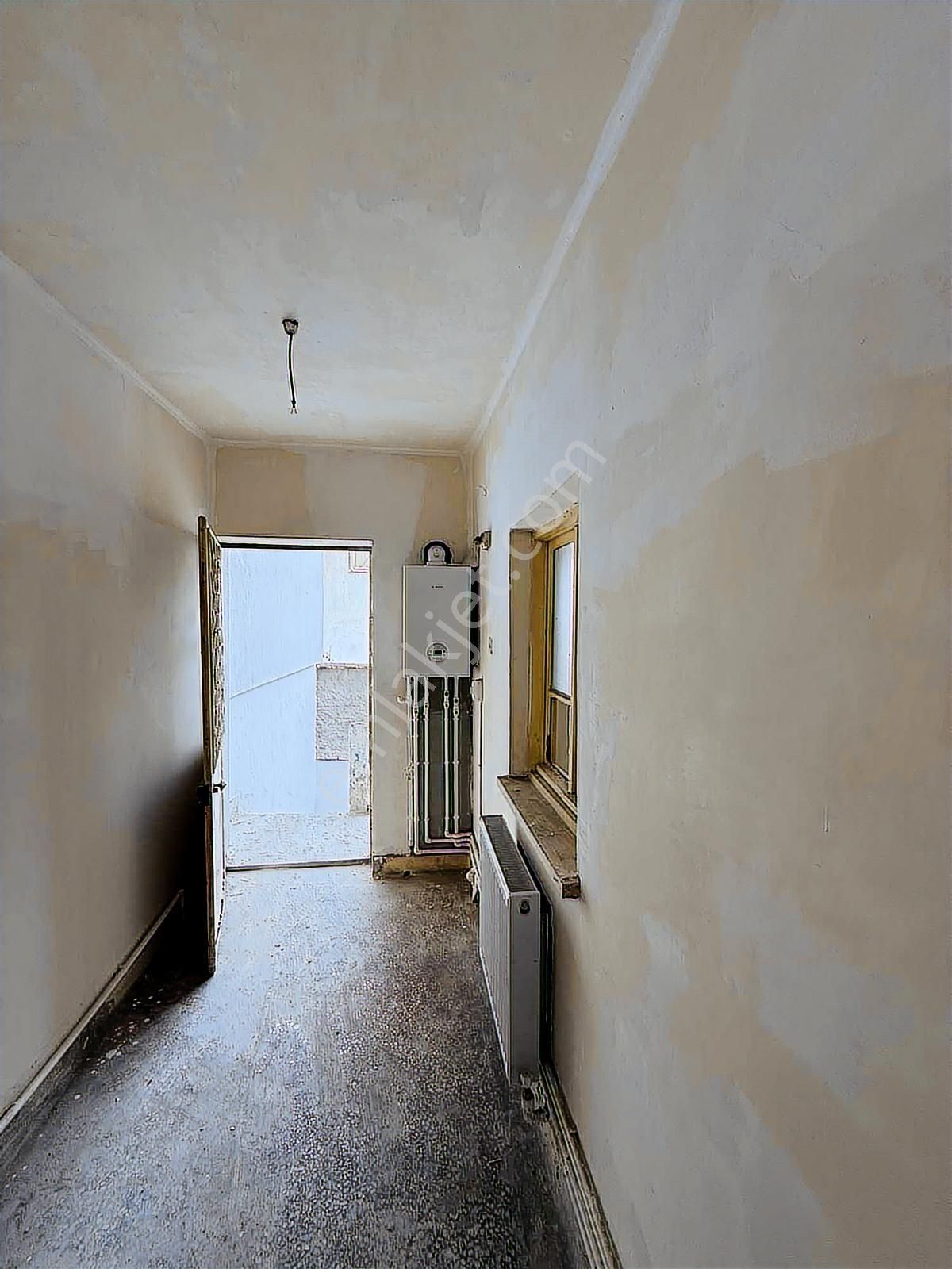 Burmalı Mahallesin De Satılık İki Katlı Müstakil Ev - Görsel 10