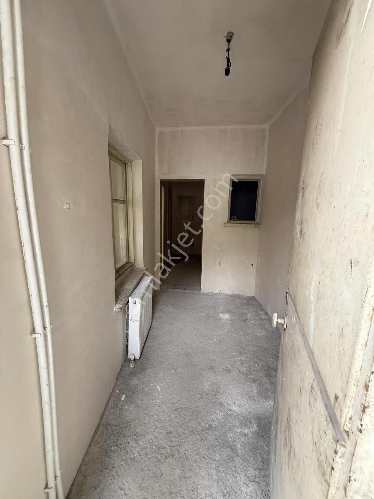 Burmalı Mahallesin De Satılık İki Katlı Müstakil Ev - Görsel 12