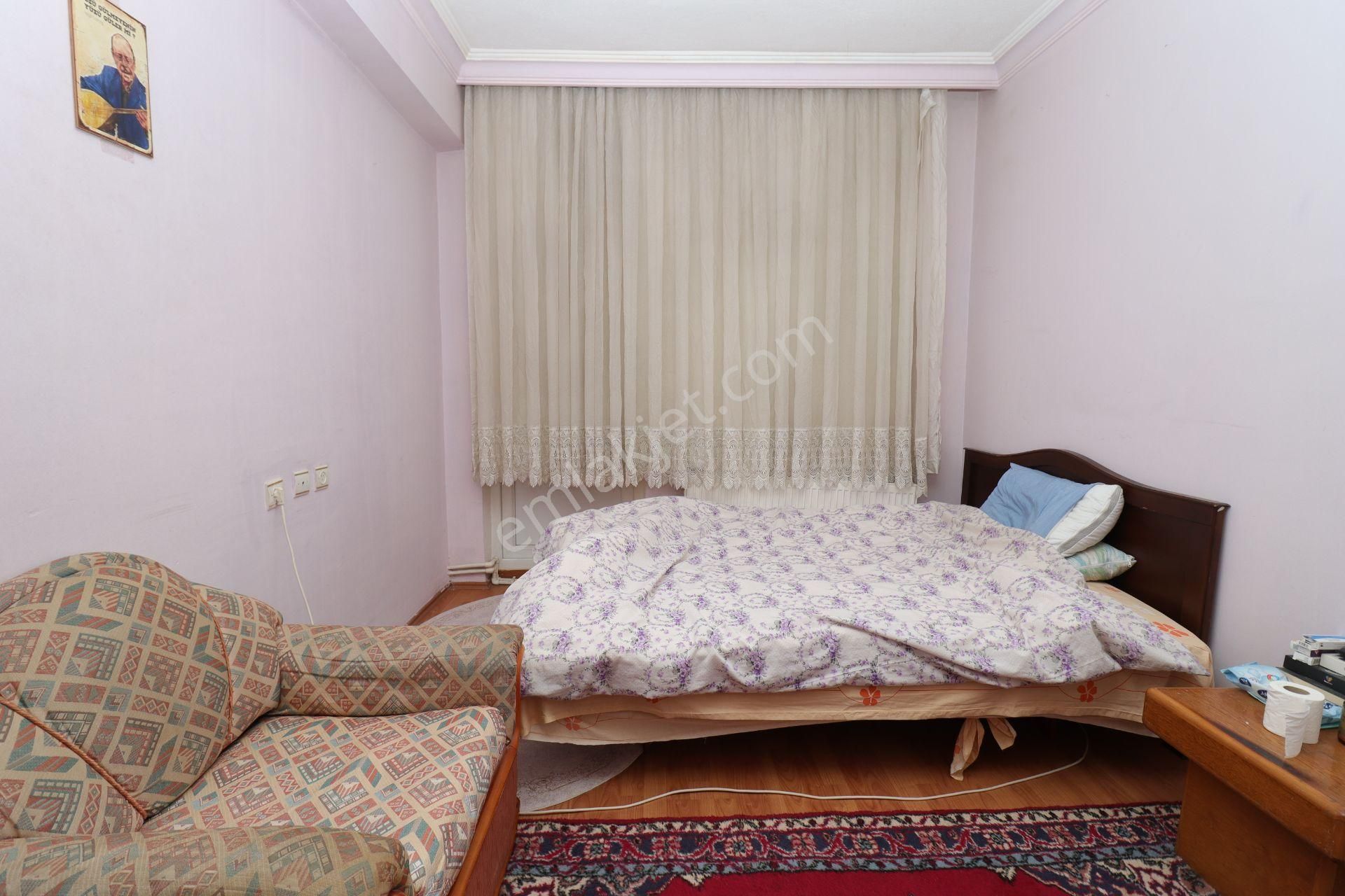 Akif'ten Elvankent Topçu'da 3+1 Trene Yakın Satılık Daire - Görsel 7