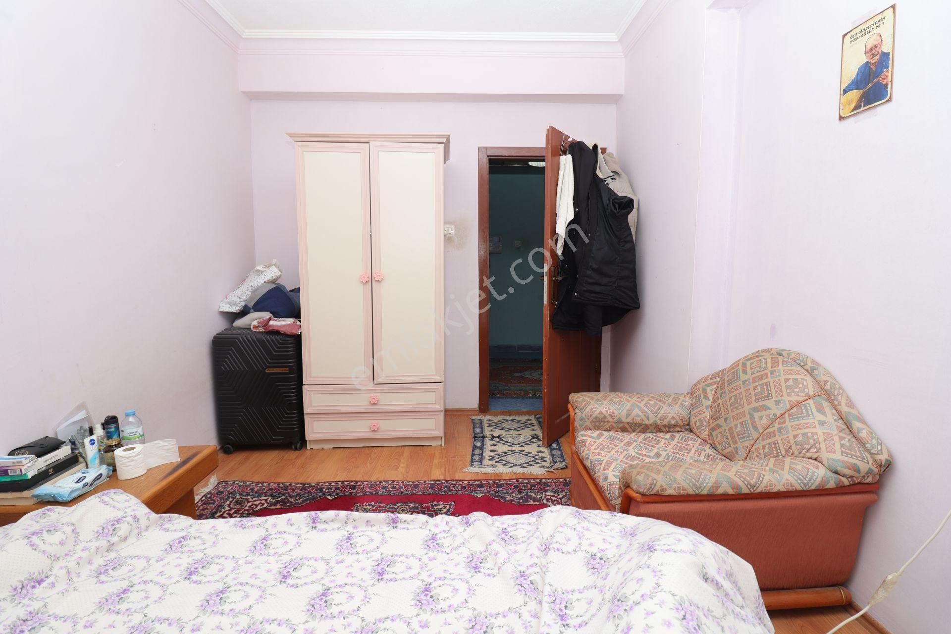 Akif'ten Elvankent Topçu'da 3+1 Trene Yakın Satılık Daire - Görsel 8