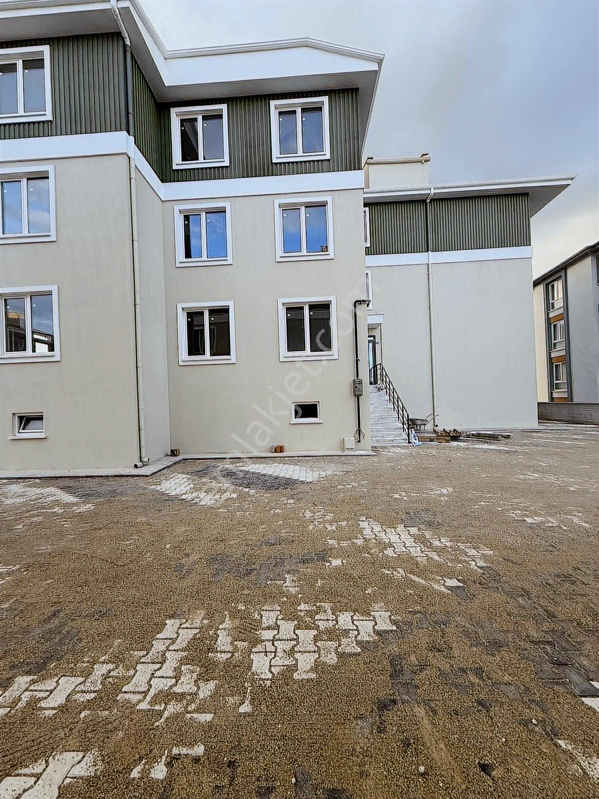 Kanlıca Mahallesin De Satılık 3+1 Lüks Daireler - Görsel 5