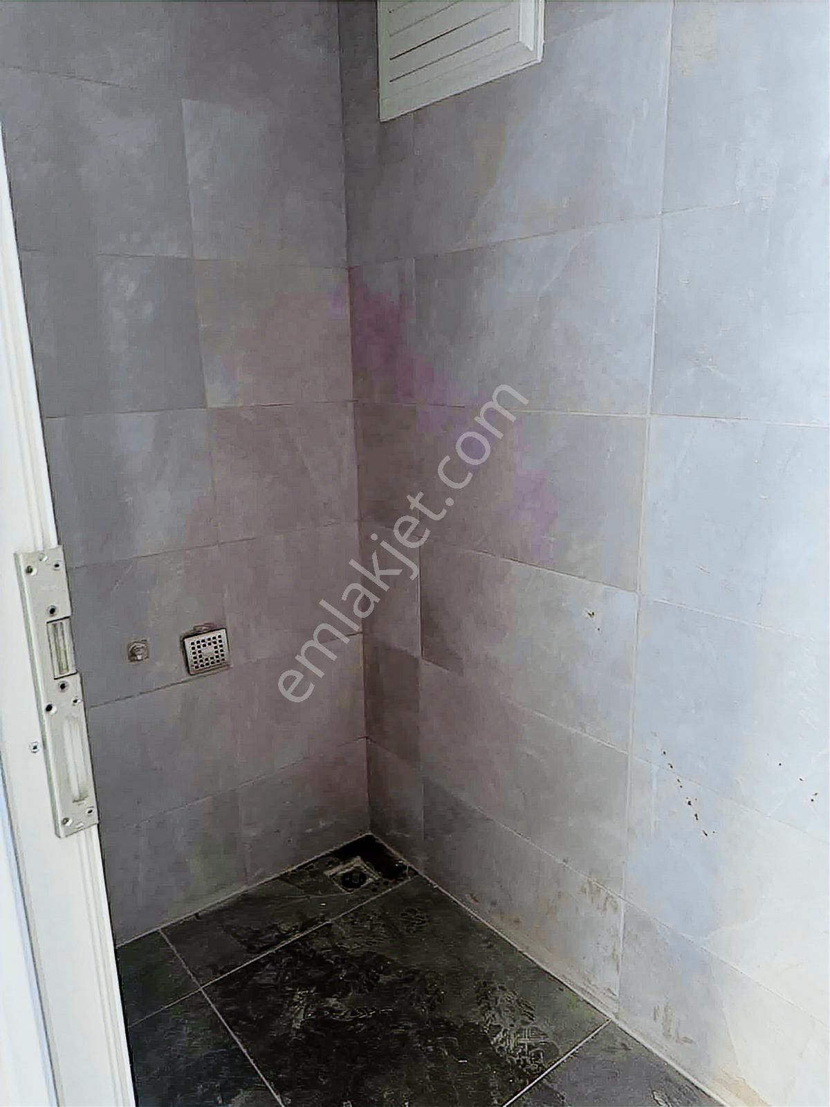 Kanlıca Mahallesin De Satılık 3+1 Lüks Daireler - Görsel 15