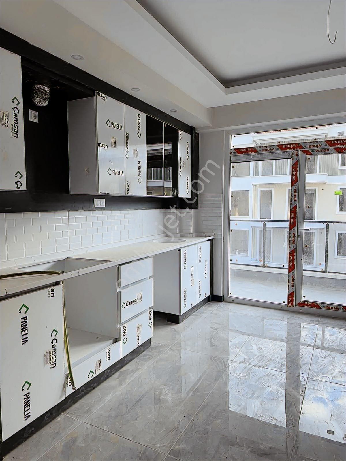 Kanlıca Mahallesin De Satılık 3+1 Lüks Daireler - Görsel 21