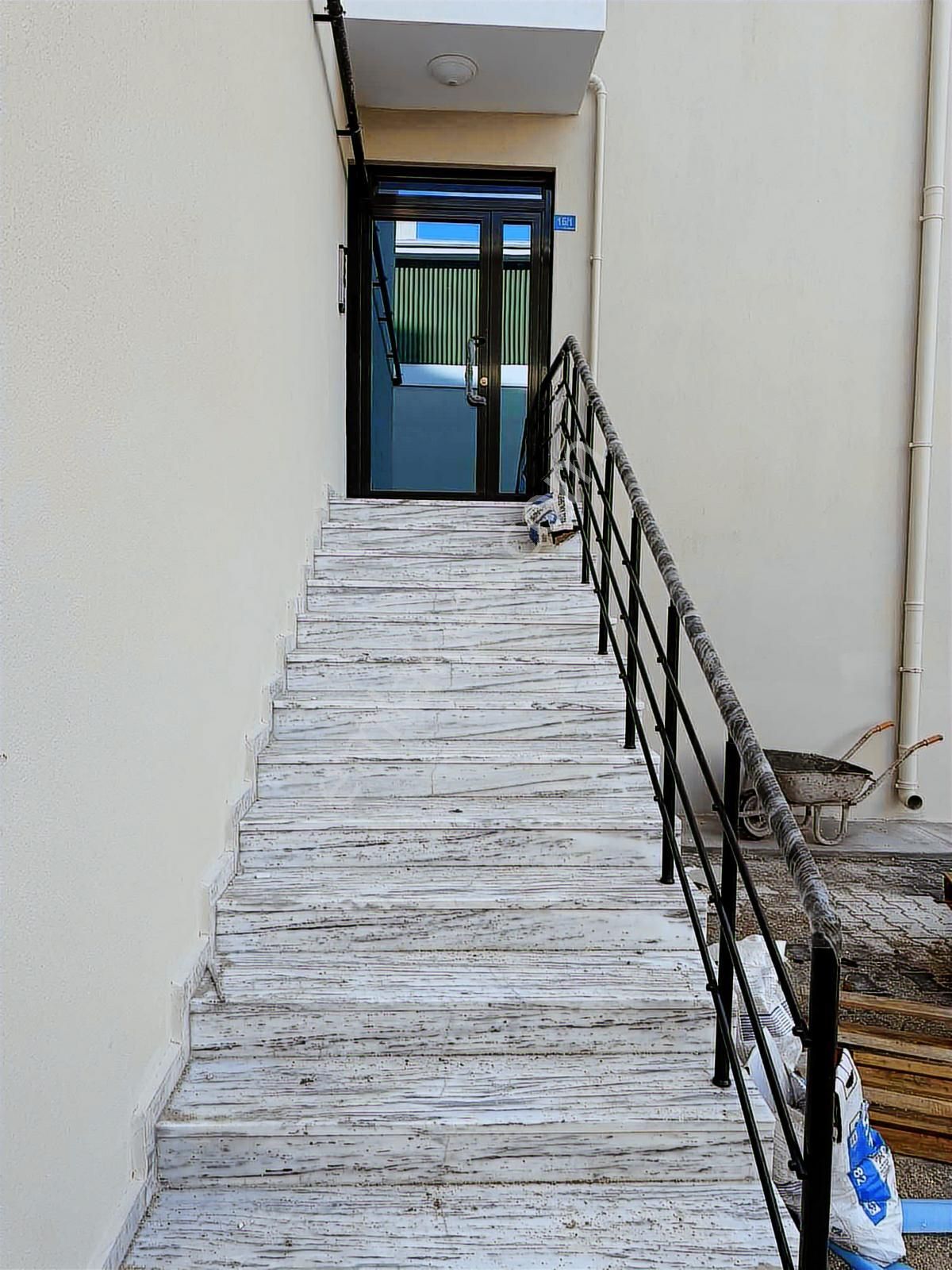 Kanlıca Mahallesin De Satılık 3+1 Lüks Daireler - Görsel 32