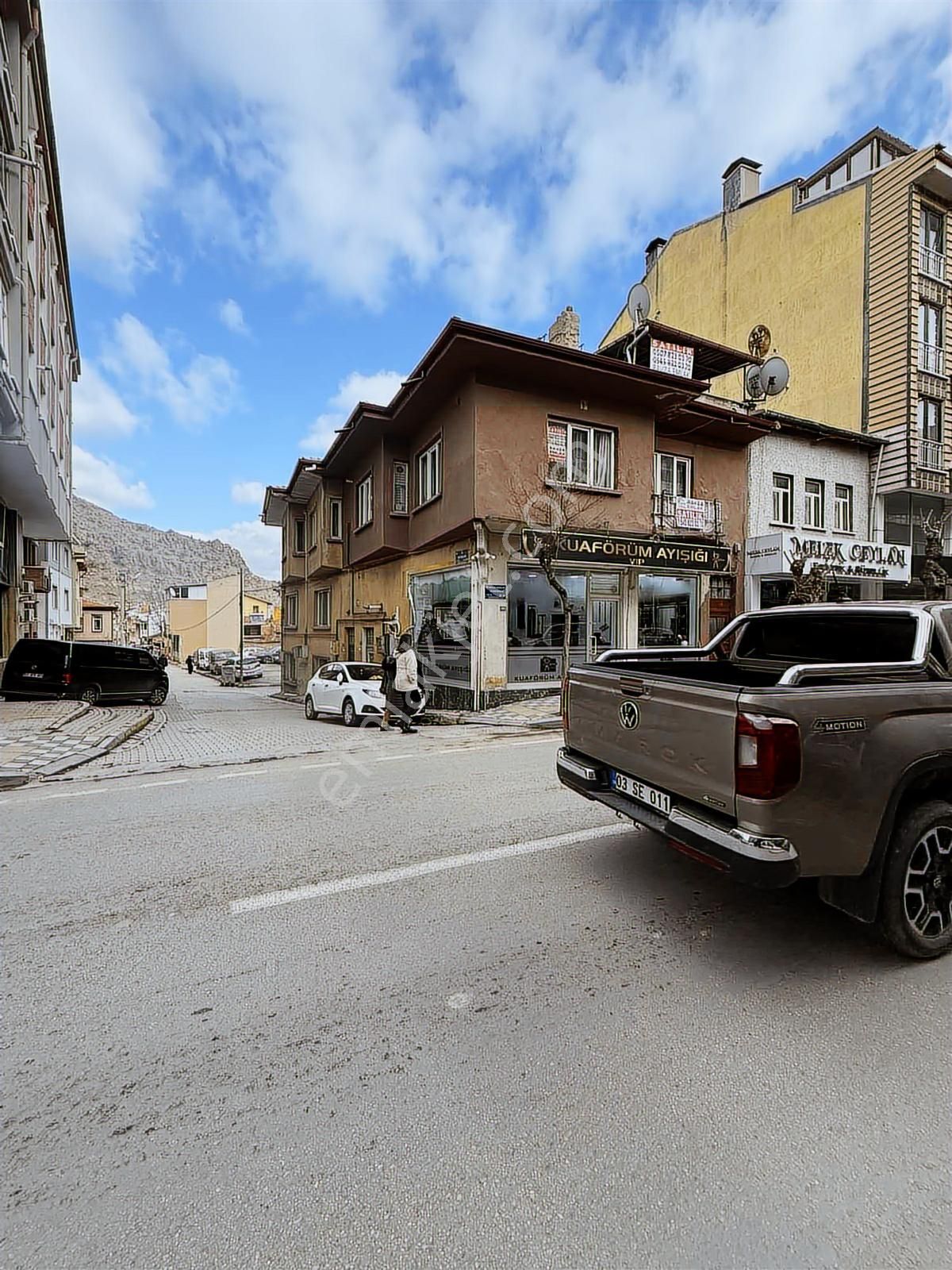 Mecidiye Ana Cade Üzeri Satılık İki Daire Teras Katlı - Görsel 25