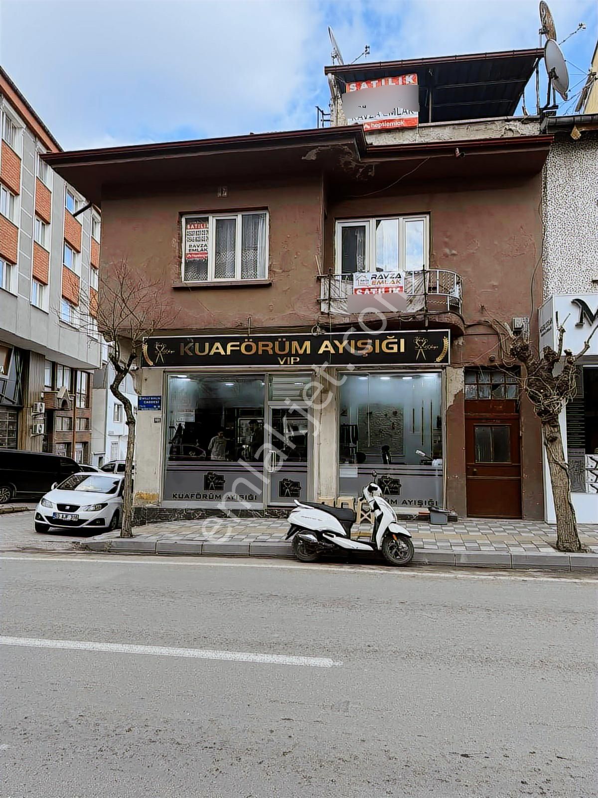 Mecidiye Ana Cade Üzeri Satılık İki Daire Teras Katlı - Görsel 14