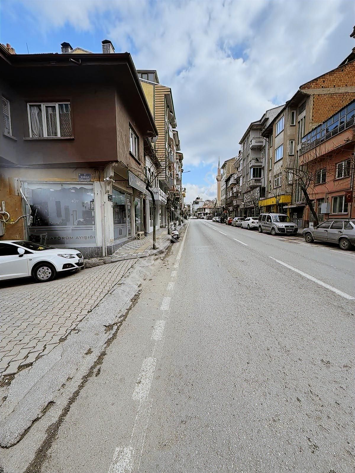 Mecidiye Ana Cade Üzeri Satılık İki Daire Teras Katlı - Görsel 32