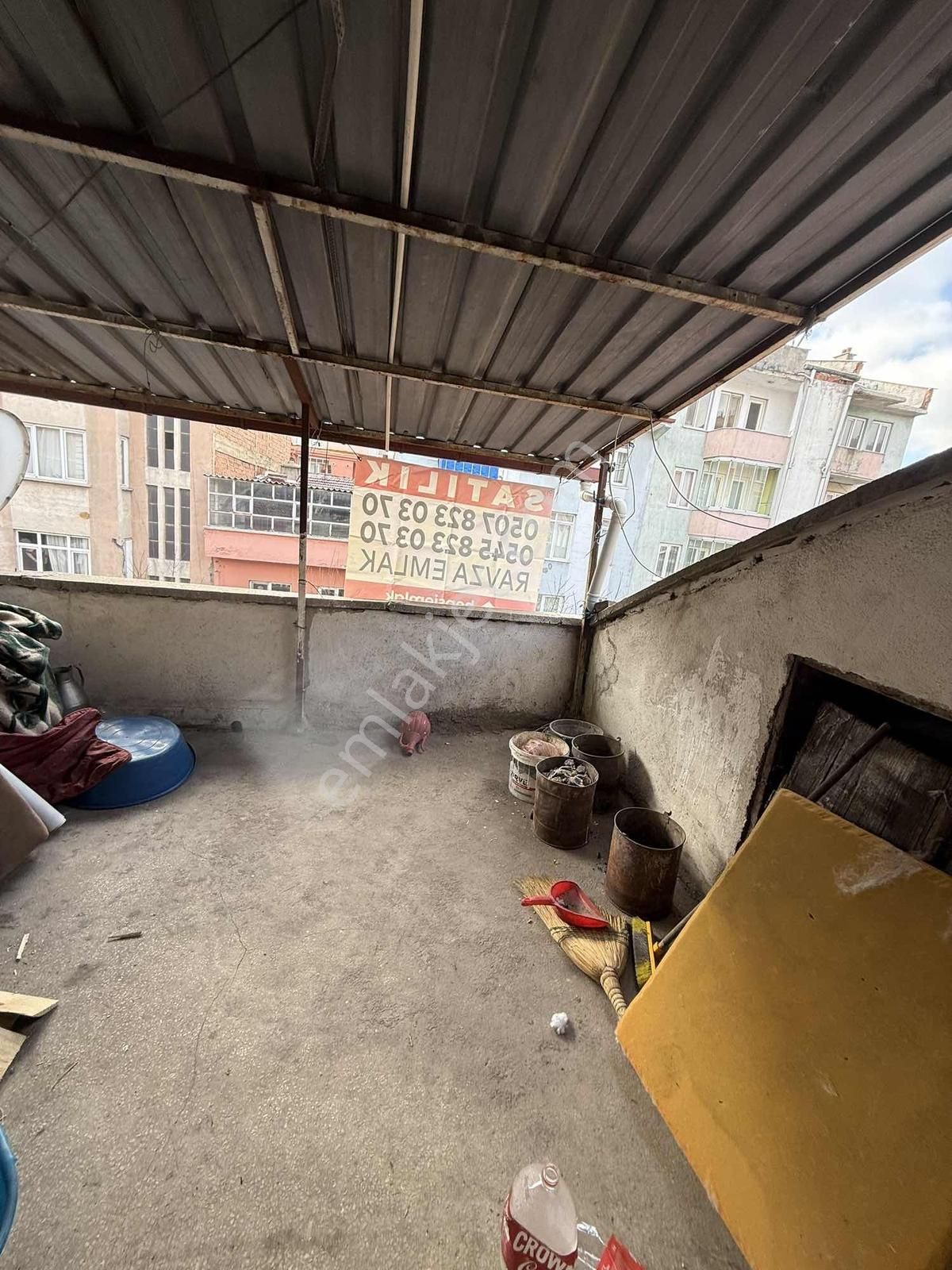 Mecidiye Ana Cade Üzeri Satılık İki Daire Teras Katlı - Görsel 12