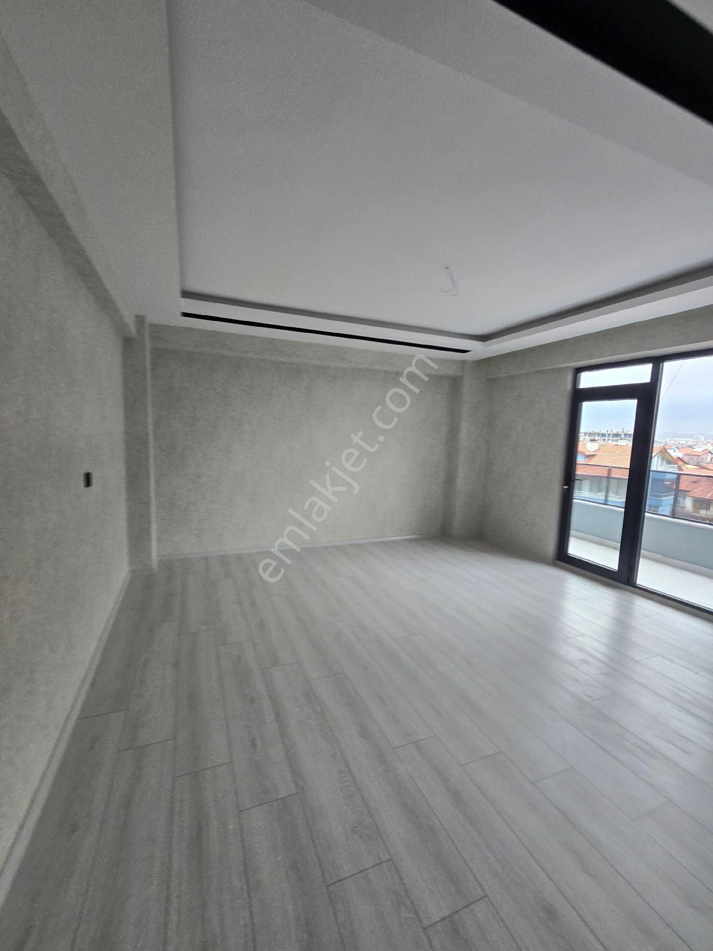 Büyük Kumköprü Cd Üzeri Site İçi Yüksek Giriş Kat Lüx 3+1 - Görsel 9