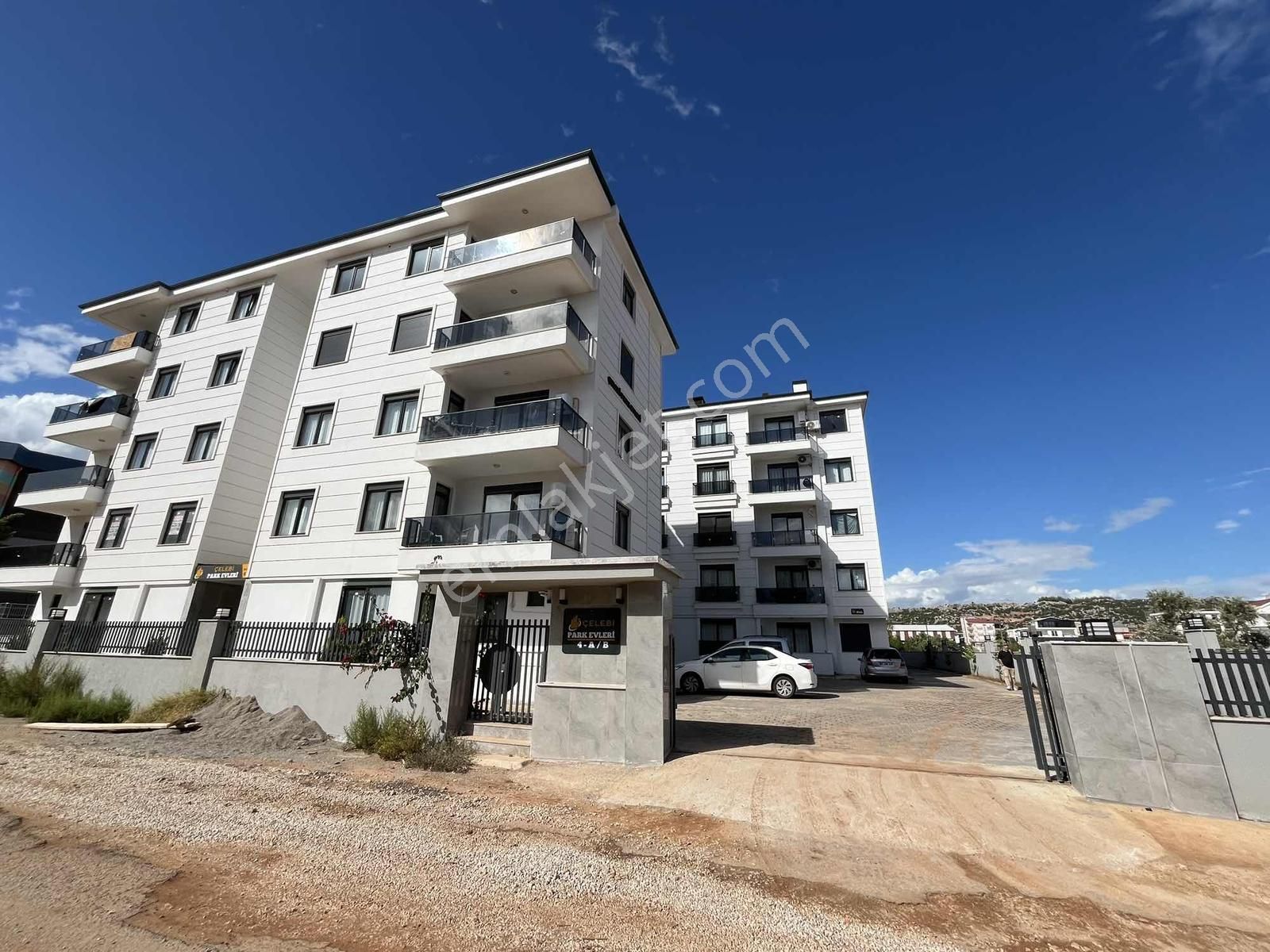 Varsak Demirel'de 1+1 Site İçi Lüx Yapım Kelepir Fırsat Dairesi - Görsel 4