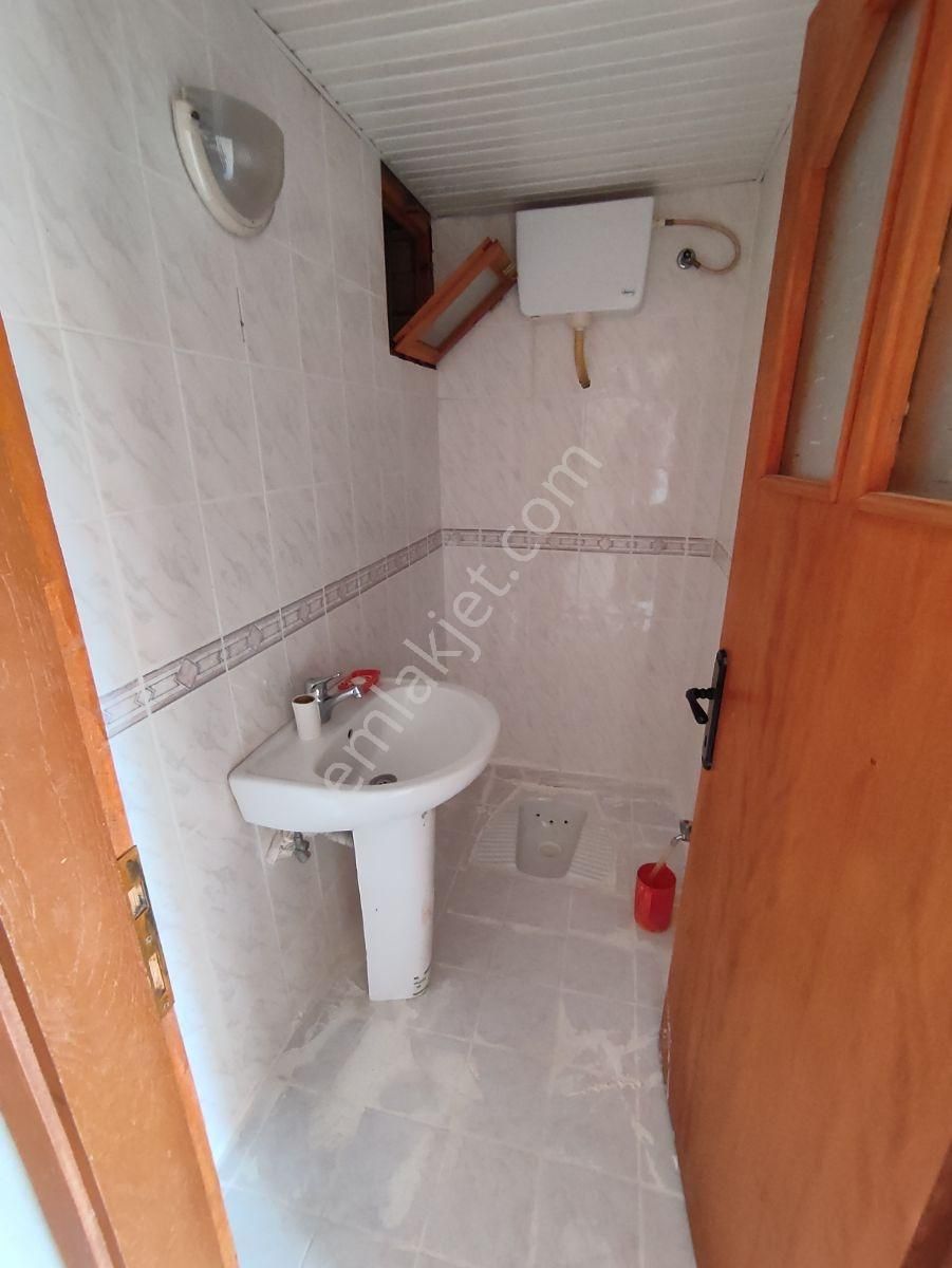 Çankaya Mahallesi Site'de Kiralık Geniş 2+1 - Görsel 2