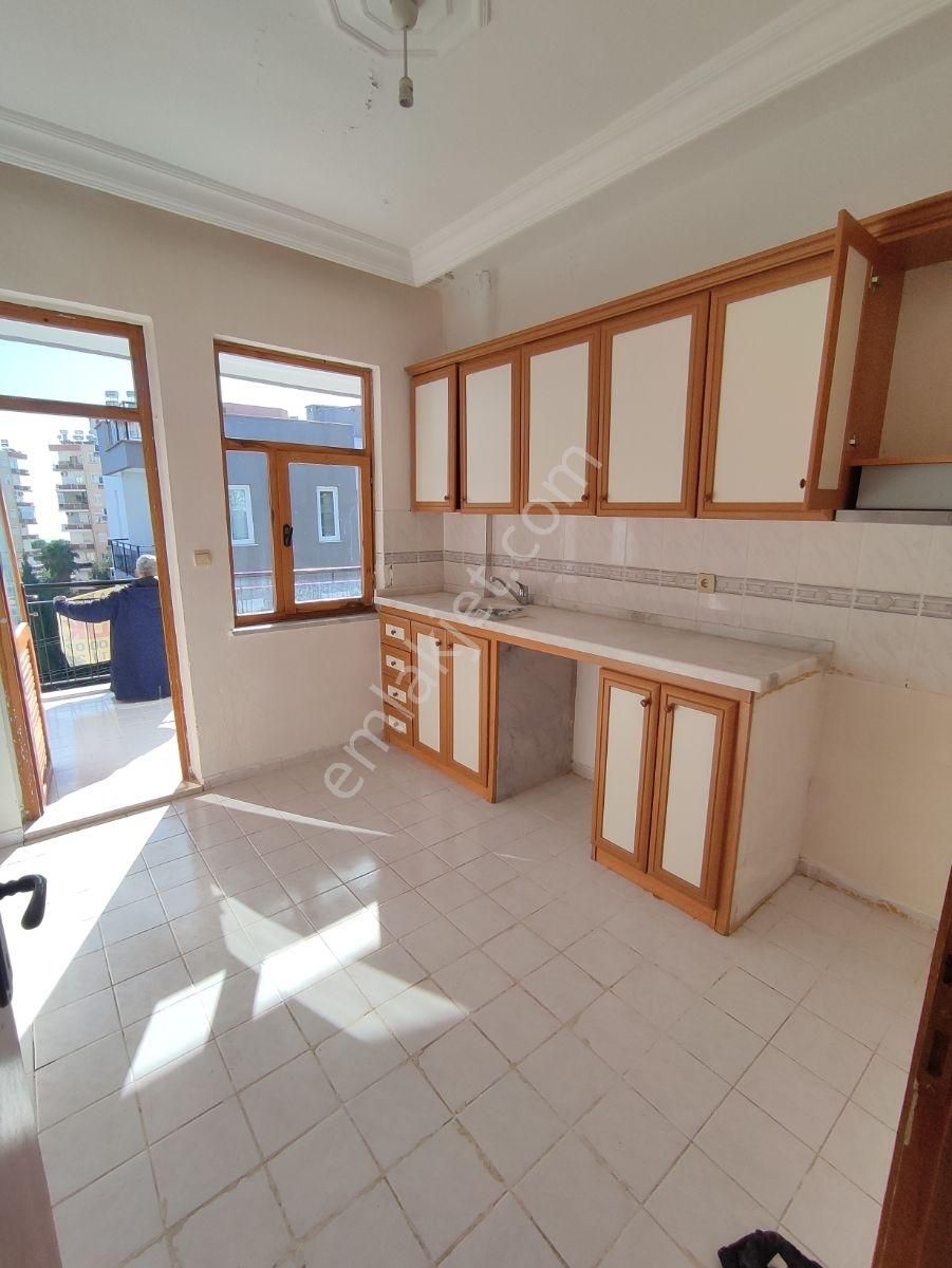 Çankaya Mahallesi Site'de Kiralık Geniş 2+1 - Görsel 9