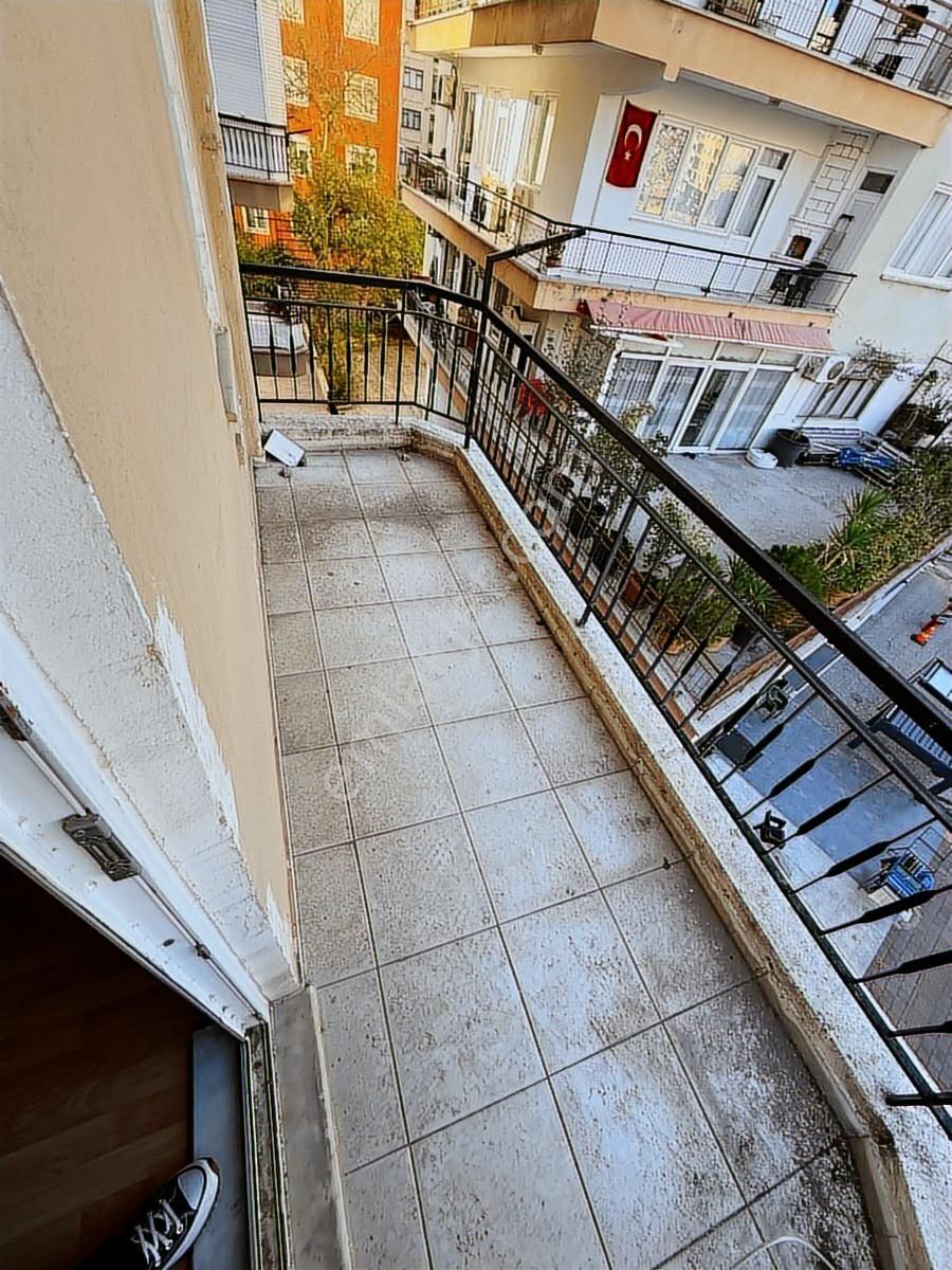 Cumhuriyet Mahallesinde Ara Katta Kiralık 3+1 - Görsel 11