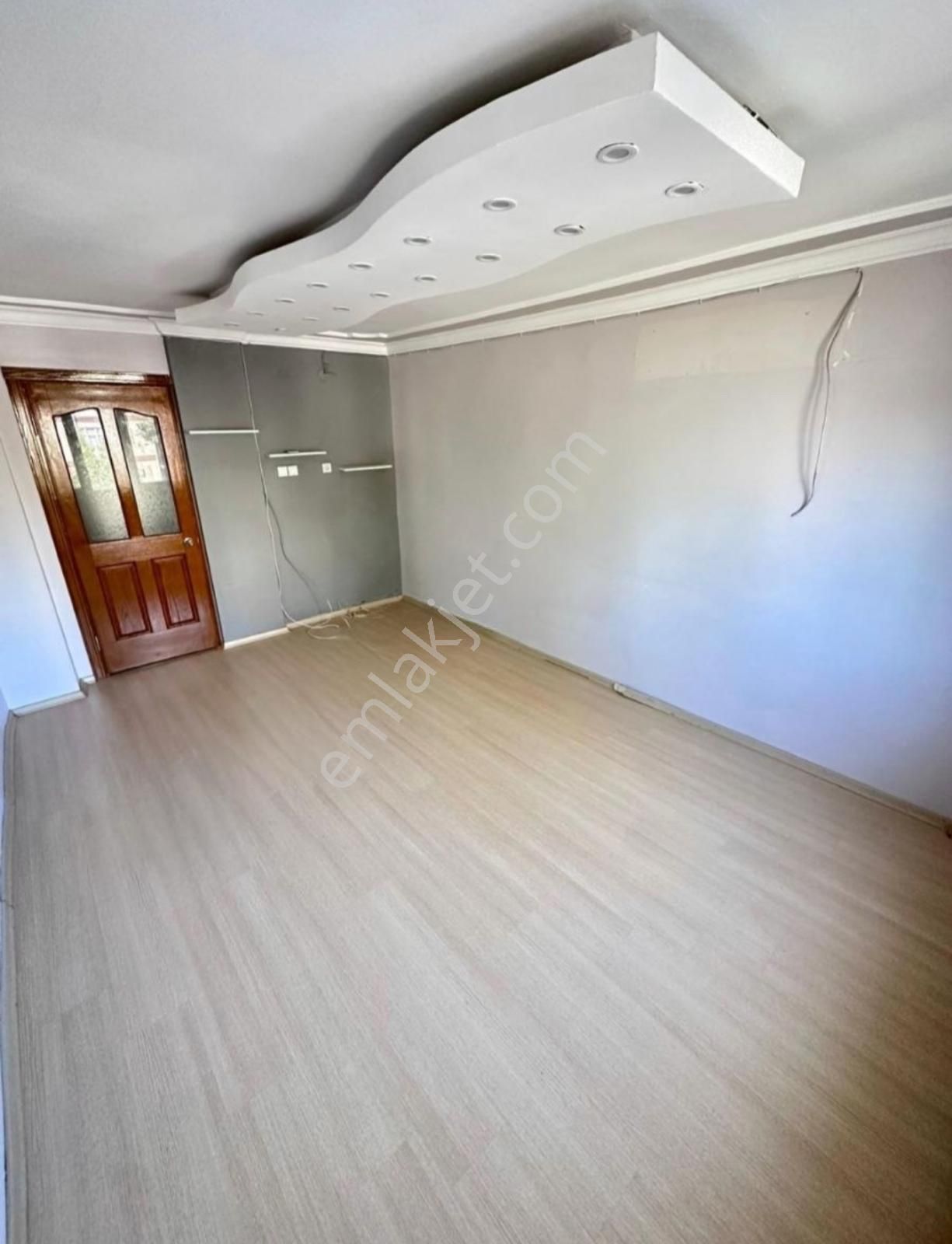 Acill Buca Evka-1 Cumhuriyet Mahde 2+1 85m2 D.gazlı Arakat Ayrı Mutfak Ferah Daire - Görsel 3